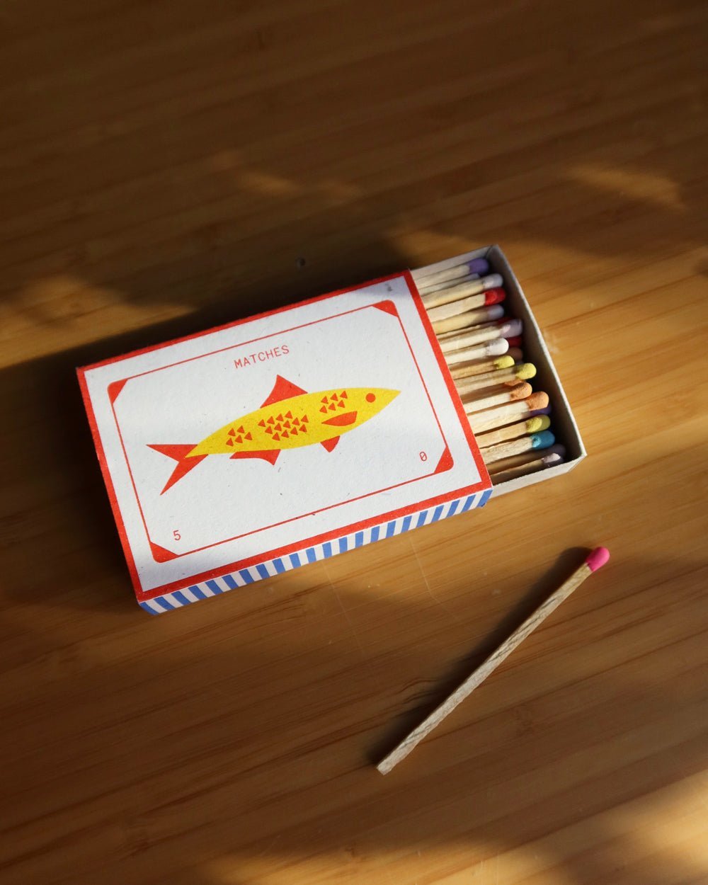 fish-risograph-printed-matchbox-candle-accessories-807518.jpg