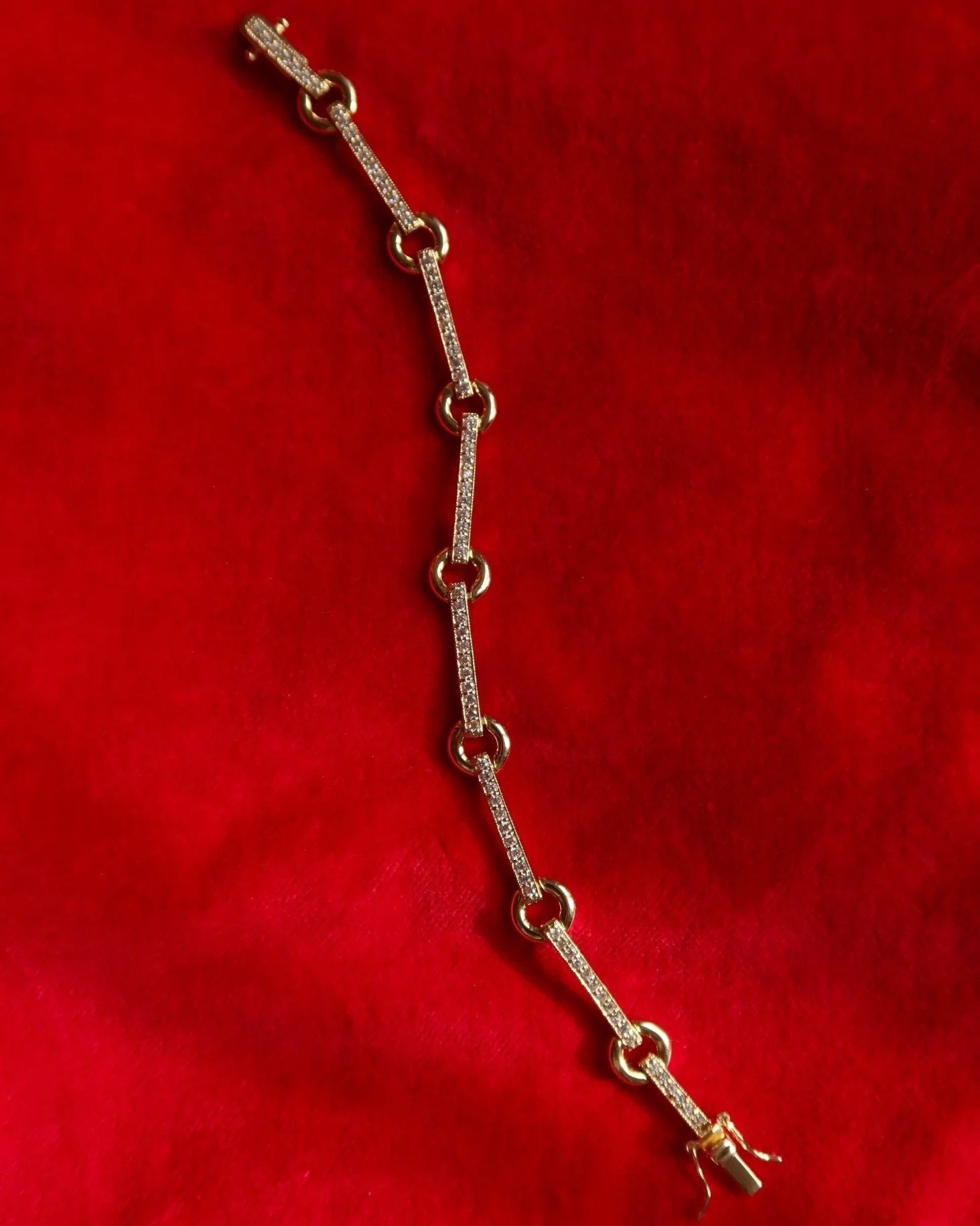 halle-circle-link-tennis-bracelet-jewelry-bracelets-3366187.jpg