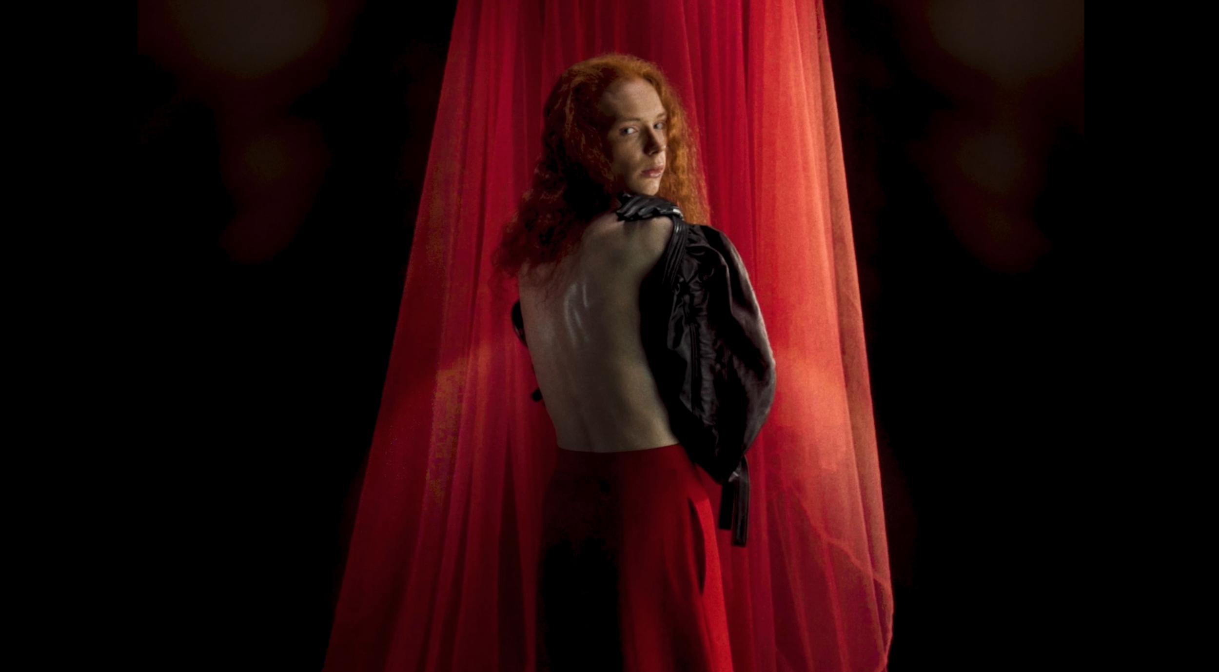 NUESTRA SOMBRA (FASHION FILM, 2026) | DIRECTOR