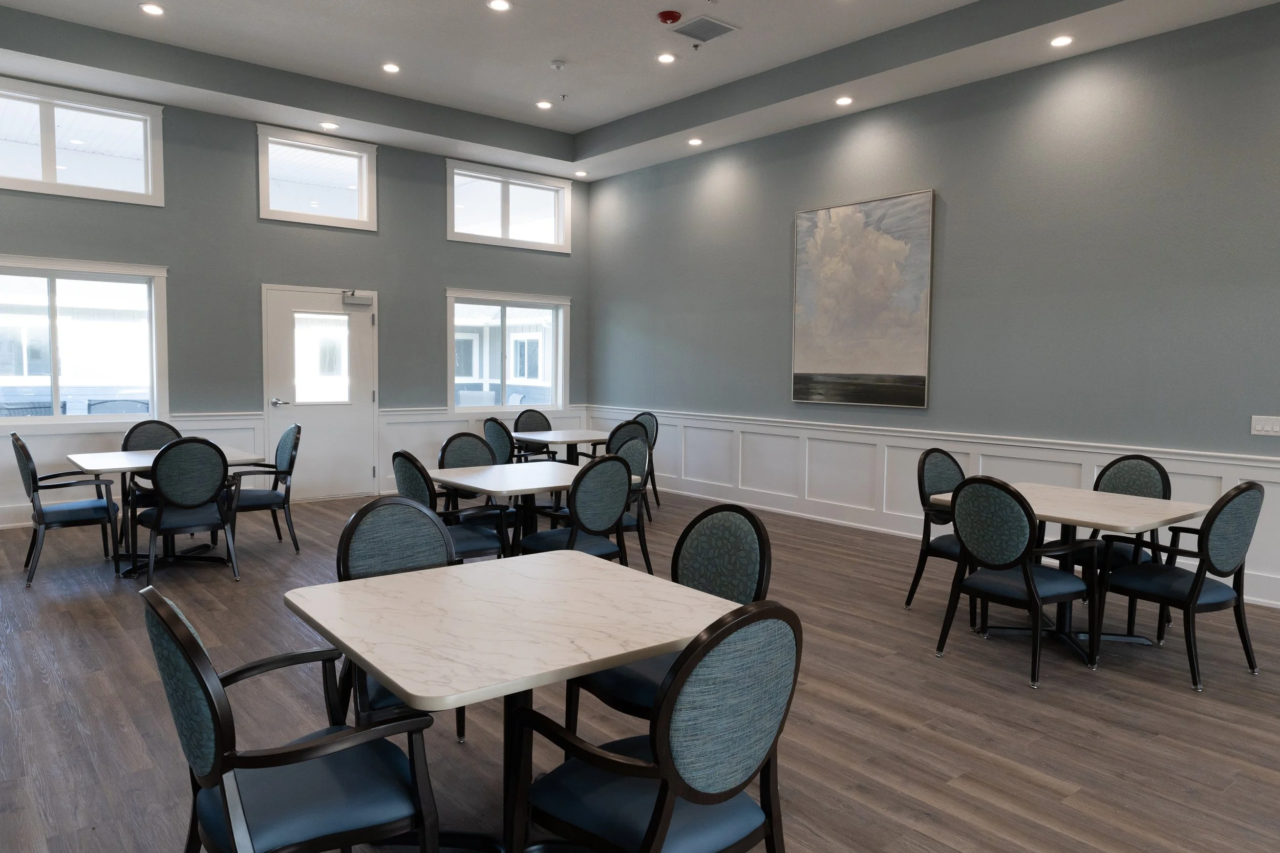 Memory Care Dining Room 489A0814.jpg