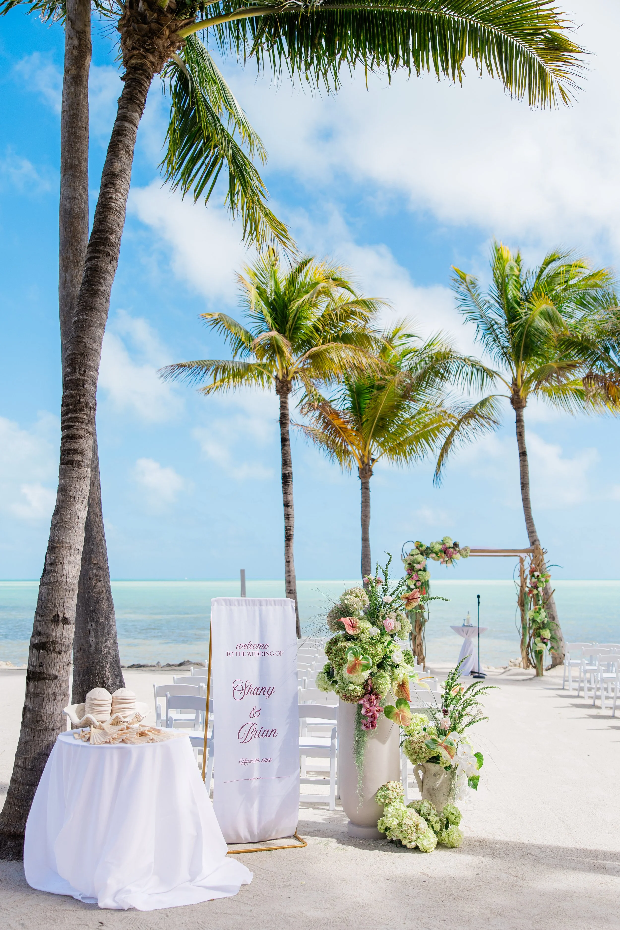 cheeca-lodge-beach-wedding-ceremony.jpg