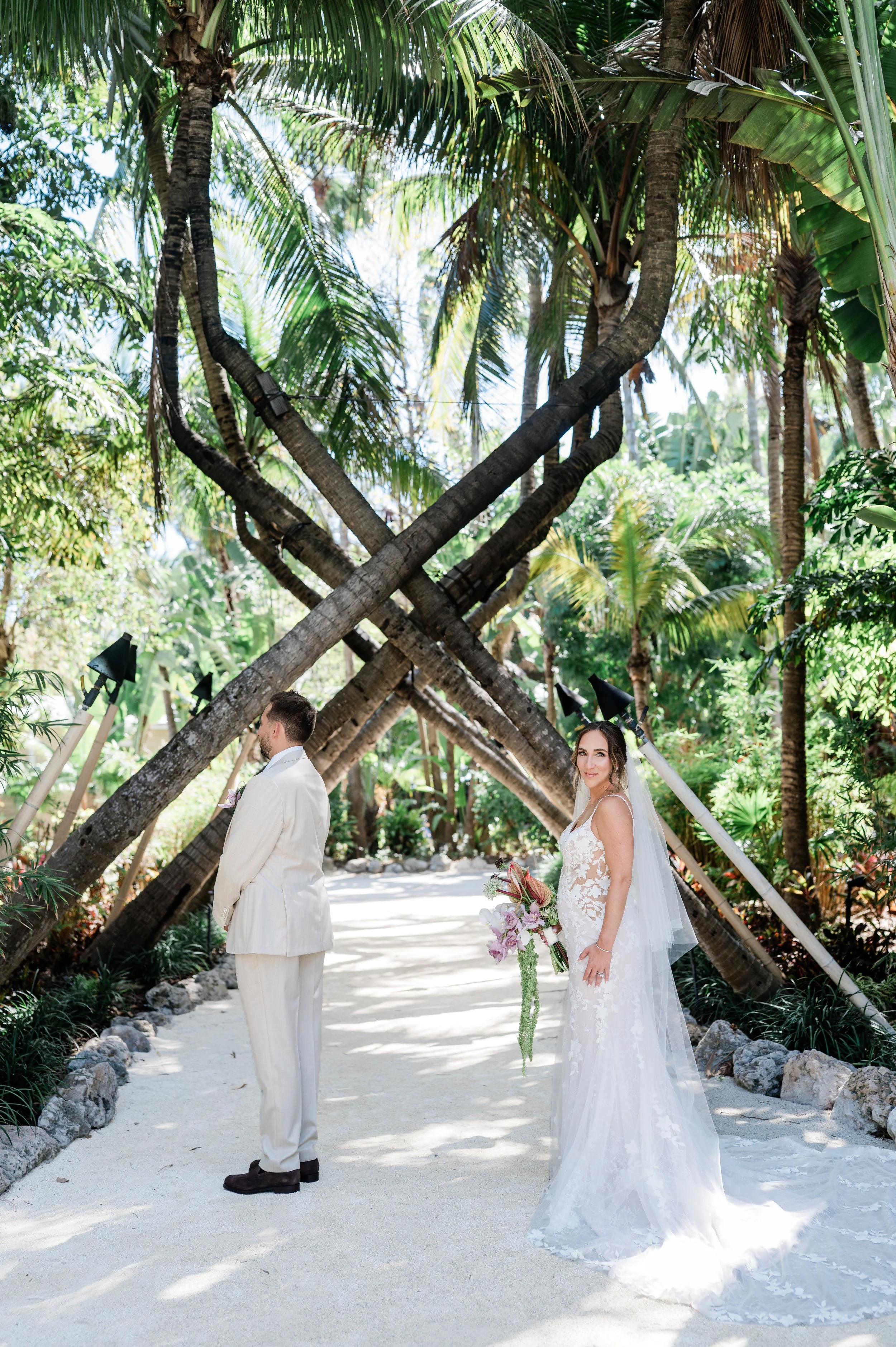 cheeca-lodge-wedding-first-look.jpg