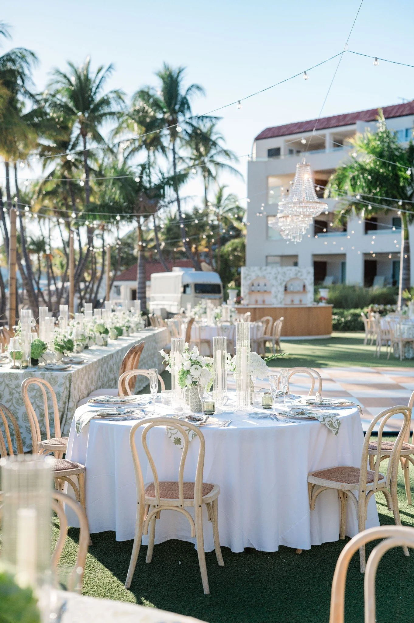 casa-marina-key-west-outdoor-wedding-tablescape.jpg