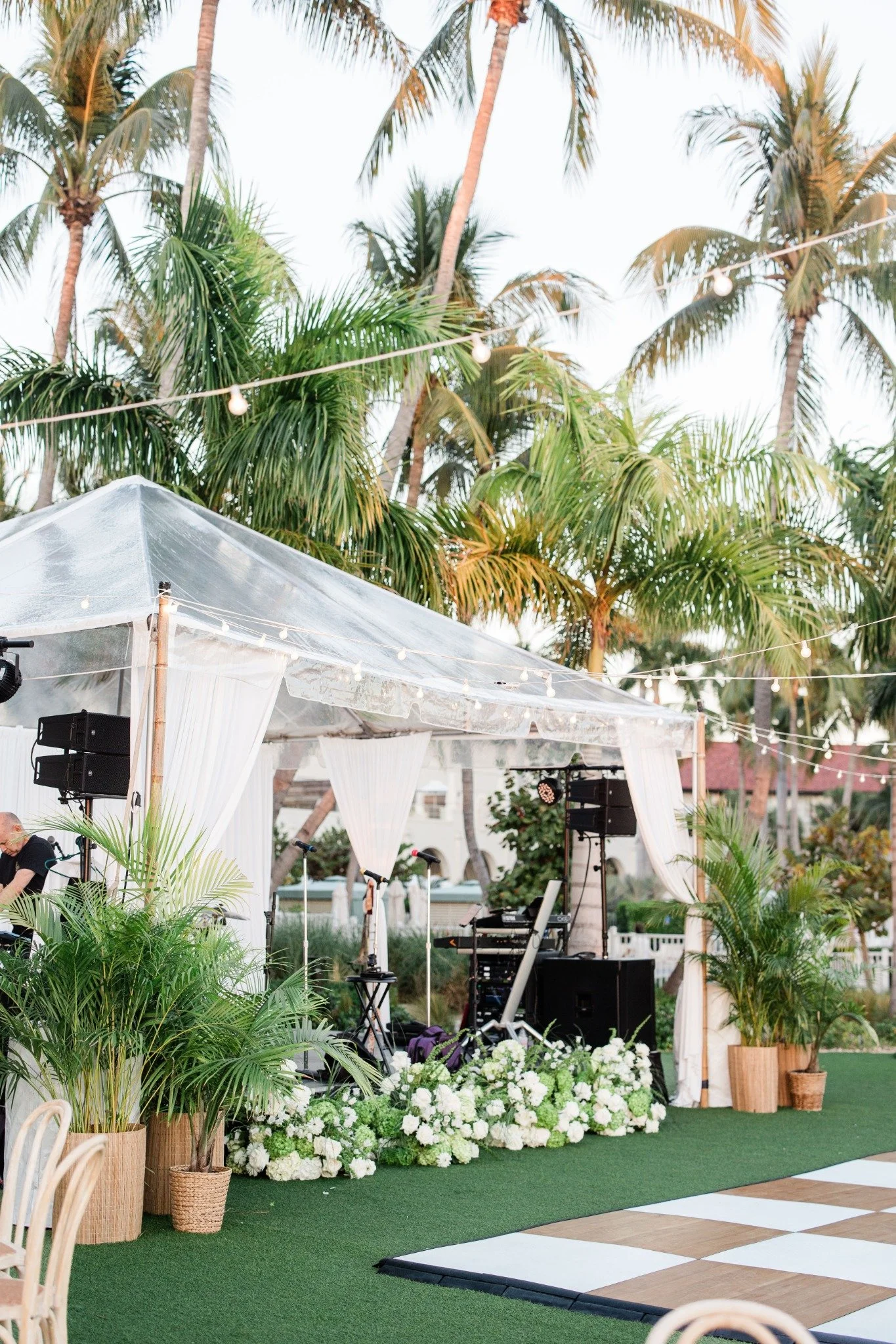 casa-marina-outdoor-wedding-band-stage.jpg