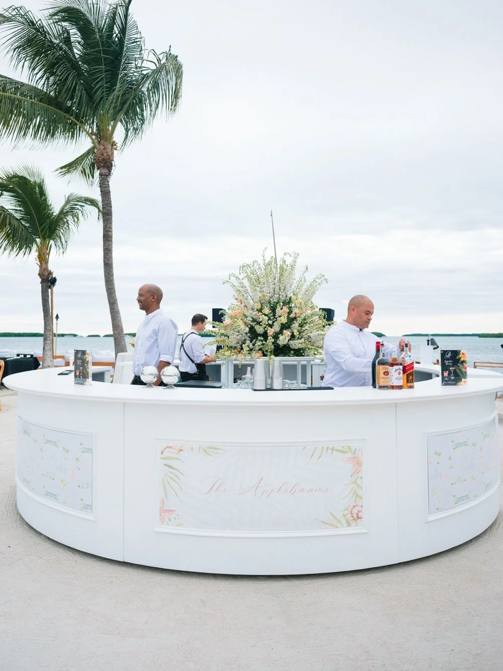 pierres-morada-bay-islamorada-waterfront-wedding-custom-round-bar.jpg