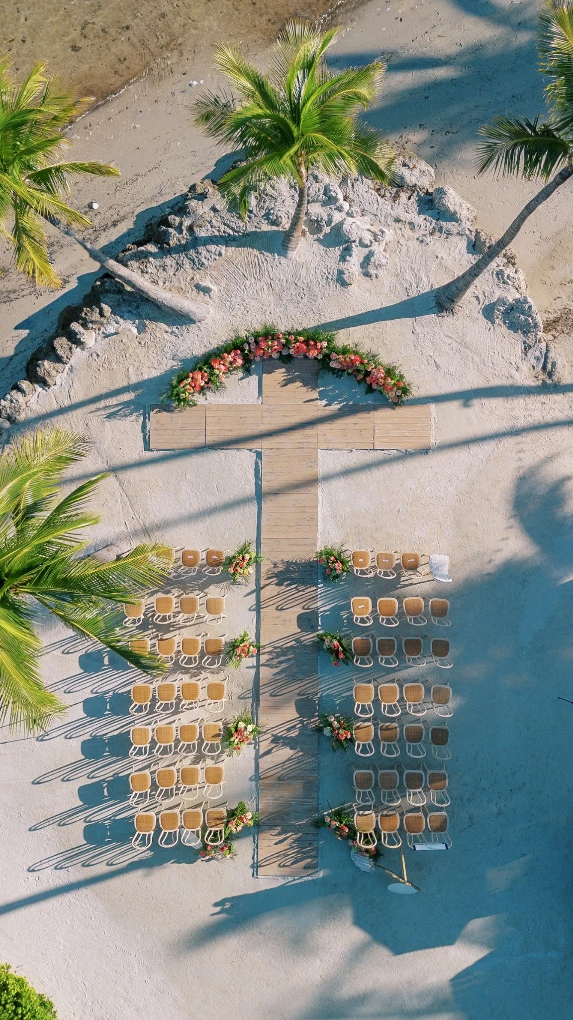 cheeca-lodge-islamorada-beach-wedding-ceremony-aerial.jpg