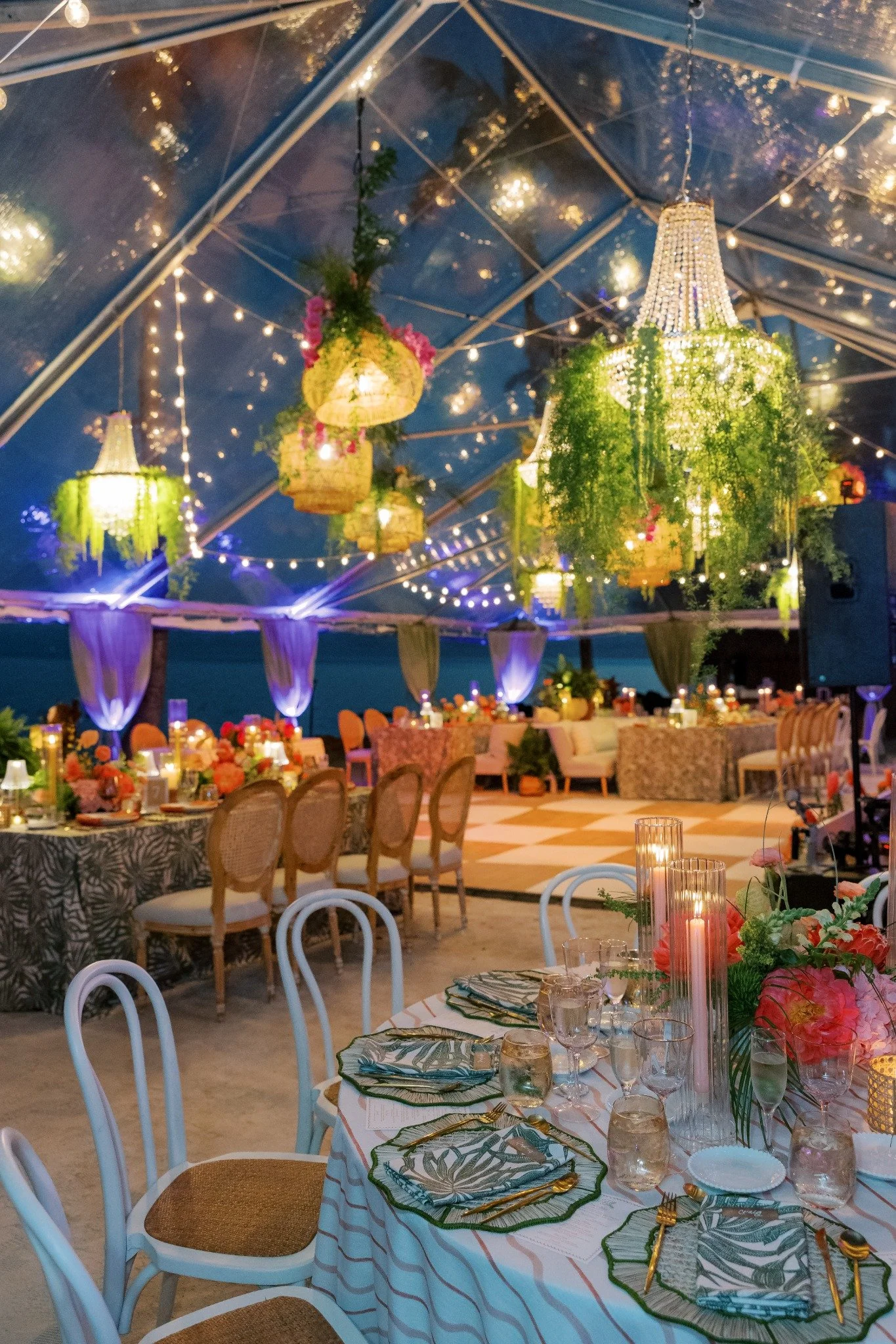 luxury-cheeca-lodge-wedding-clear-tent-reception.jpg