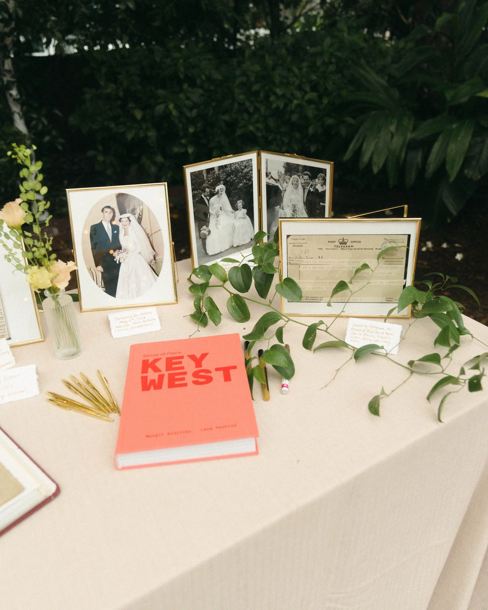 hemingway-home-wedding-family-photos-guestbook-table.jpg