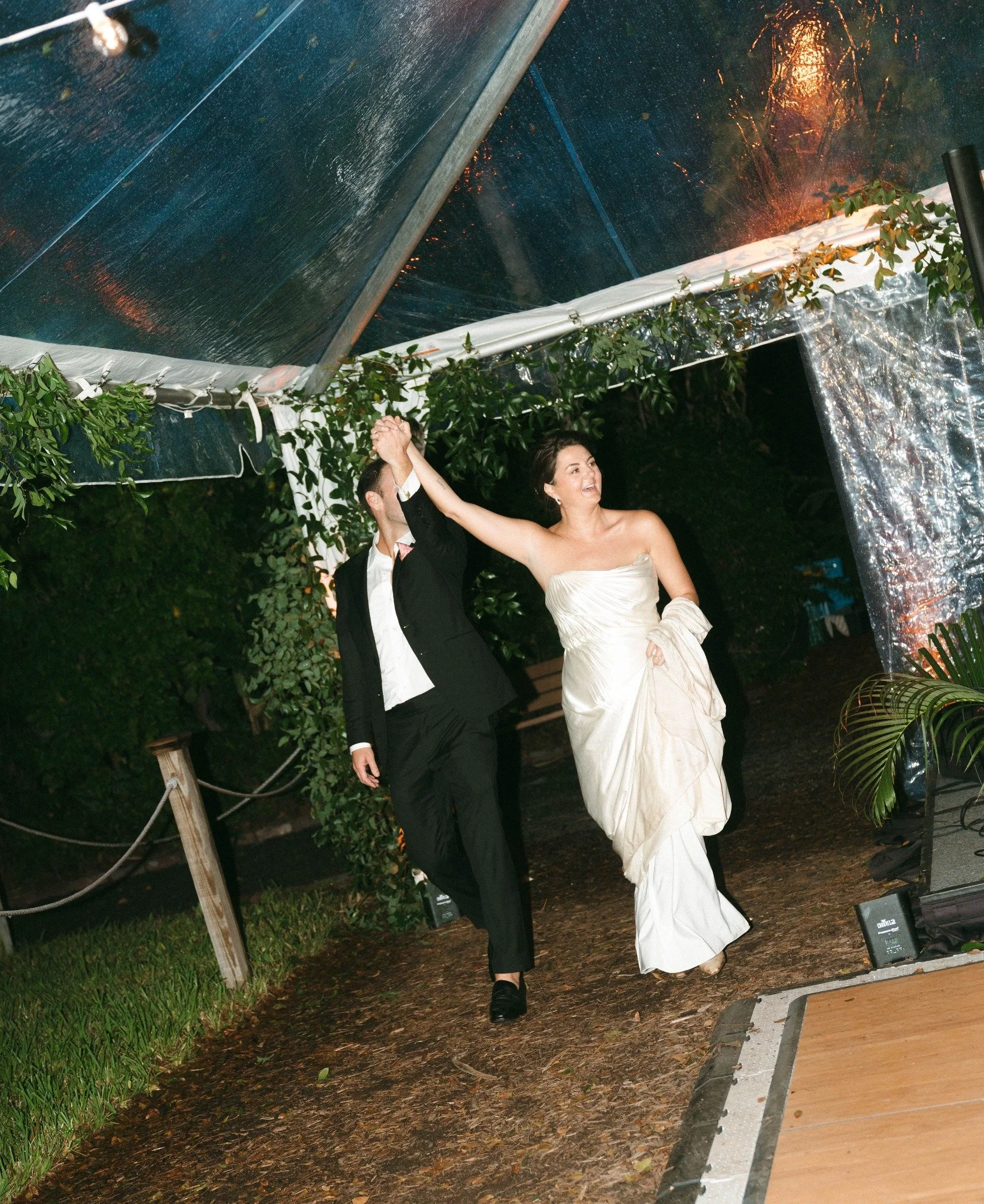 hemingway-home-wedding-couple-dancing-reception.jpg