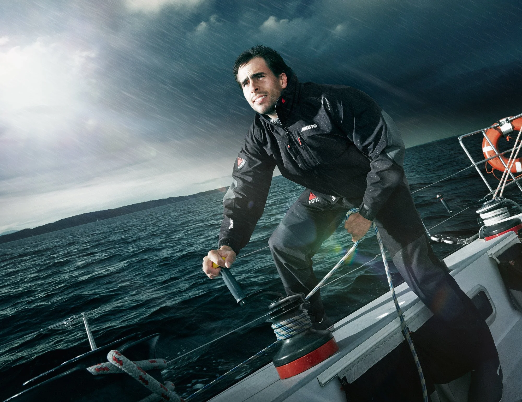 Oliver_Ludlow_musto_sailing.jpg