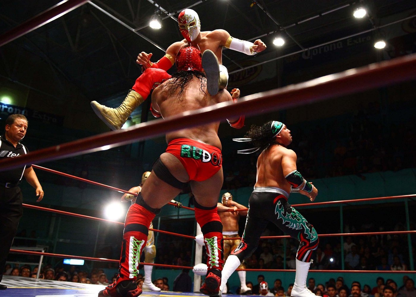 Puebla Lucha Libre &amp; Pulque: Cultural Spectacle &amp; Ancestral Tasting