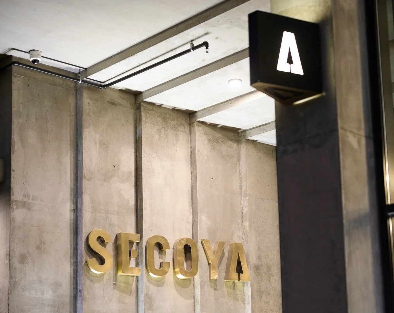 SecoyaSigns2.jpg