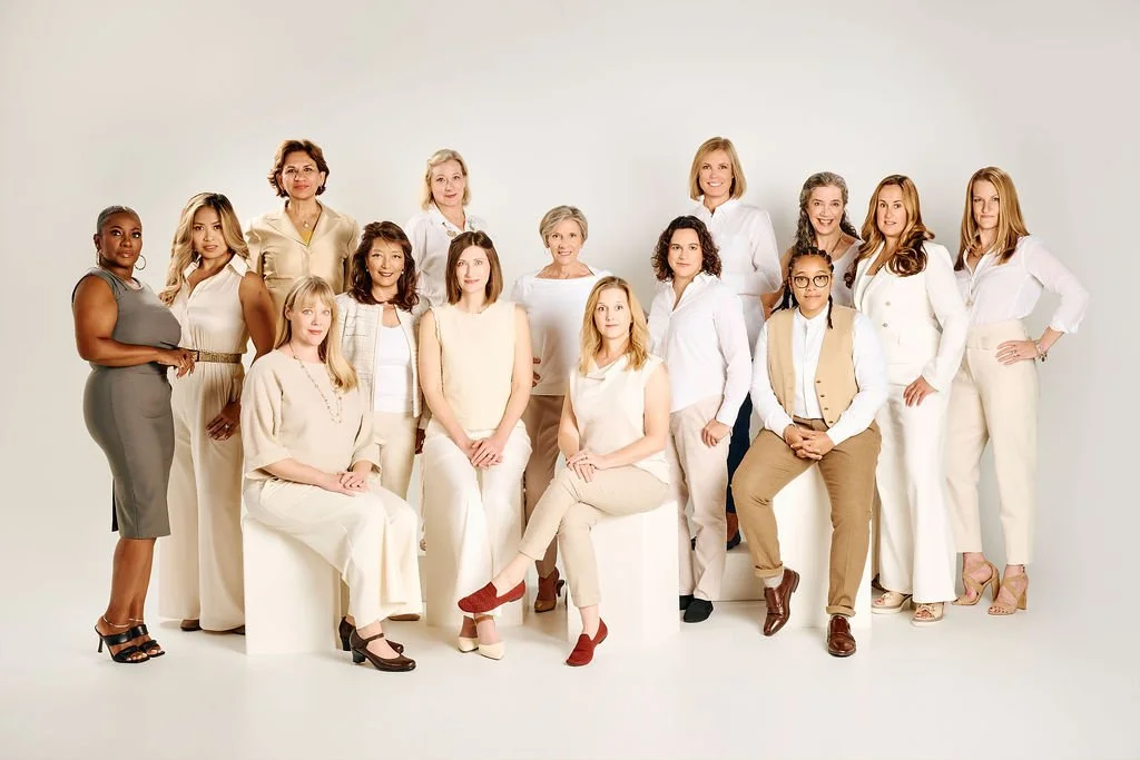 Groupshot1-web size.jpg
