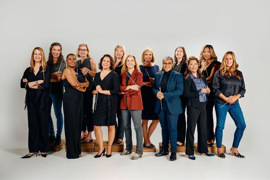 Groupshot8-web size.jpg