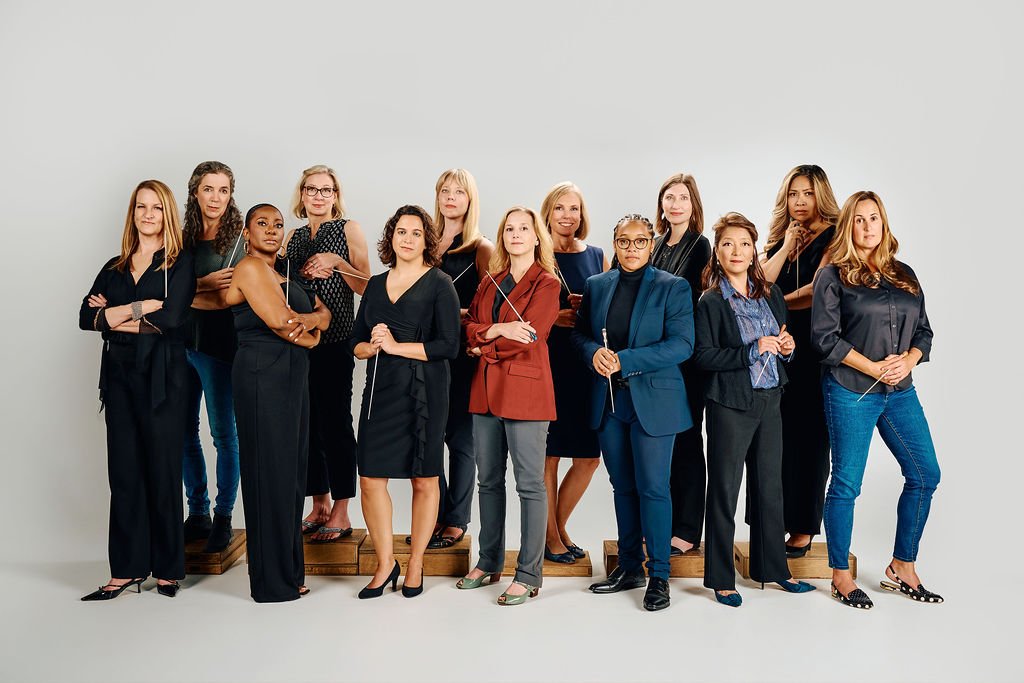 Groupshot6-web size.jpg