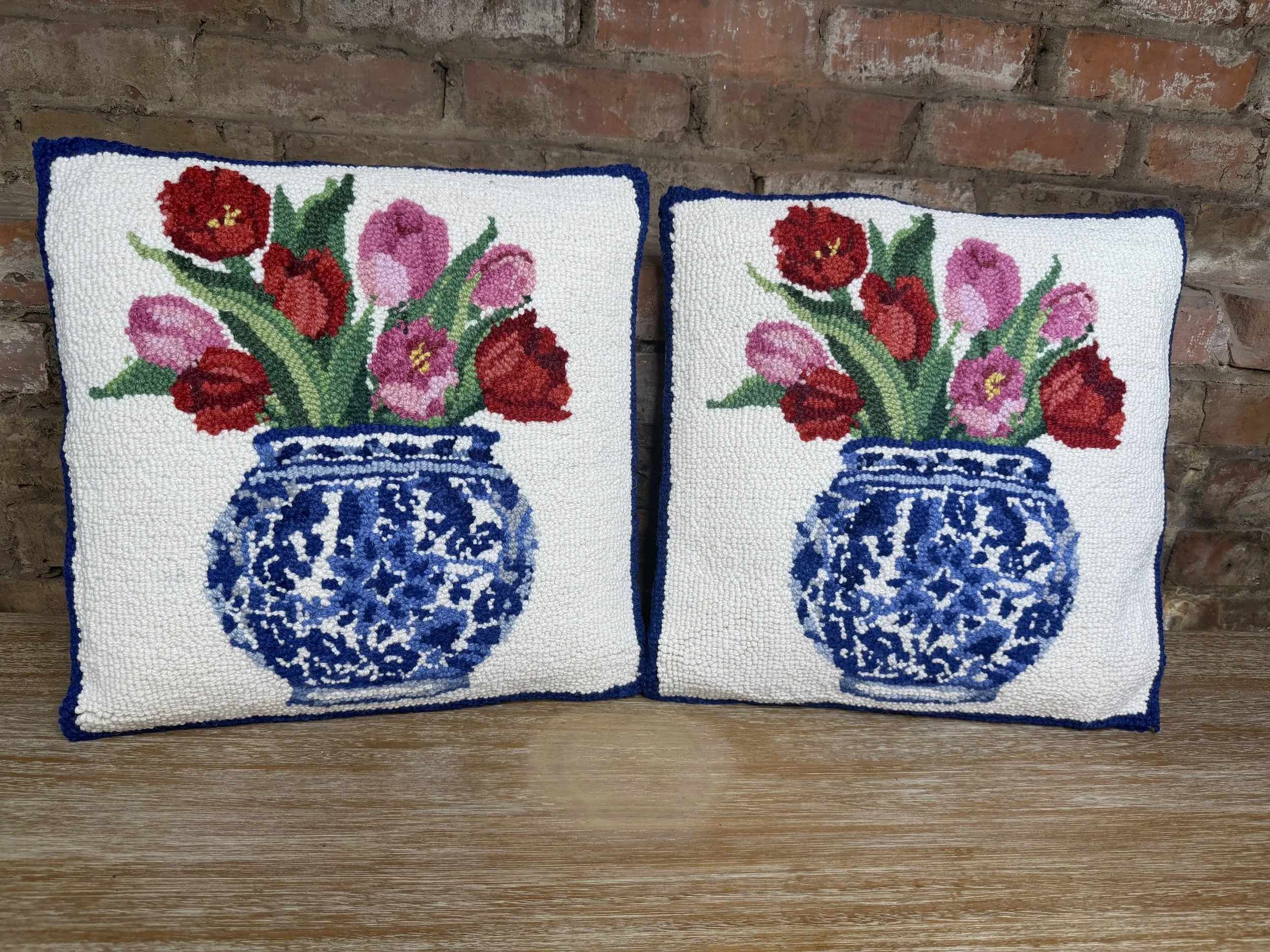 Chinoiserie Vase Tulips Hook Pillow Set of 2