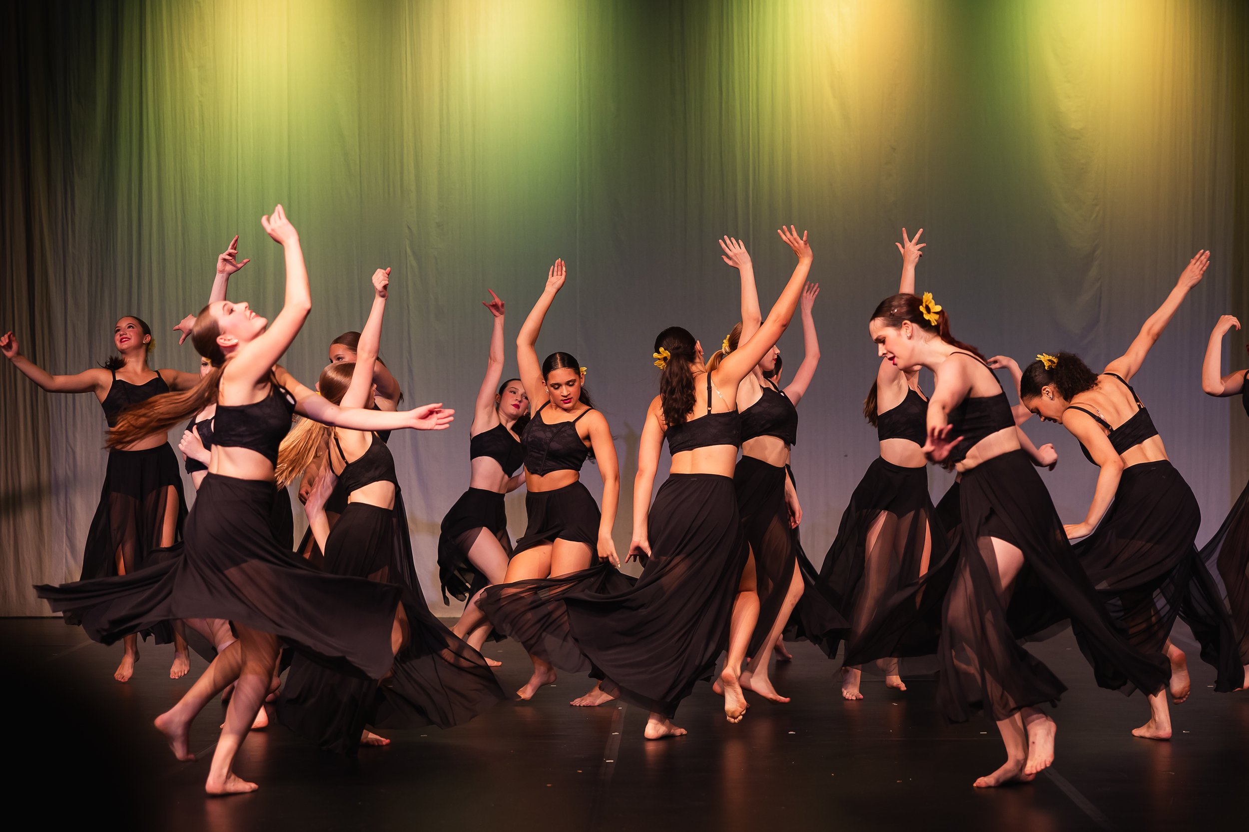 2025-EDD-Recital-StephanieGeorge-8x10-9102.jpg