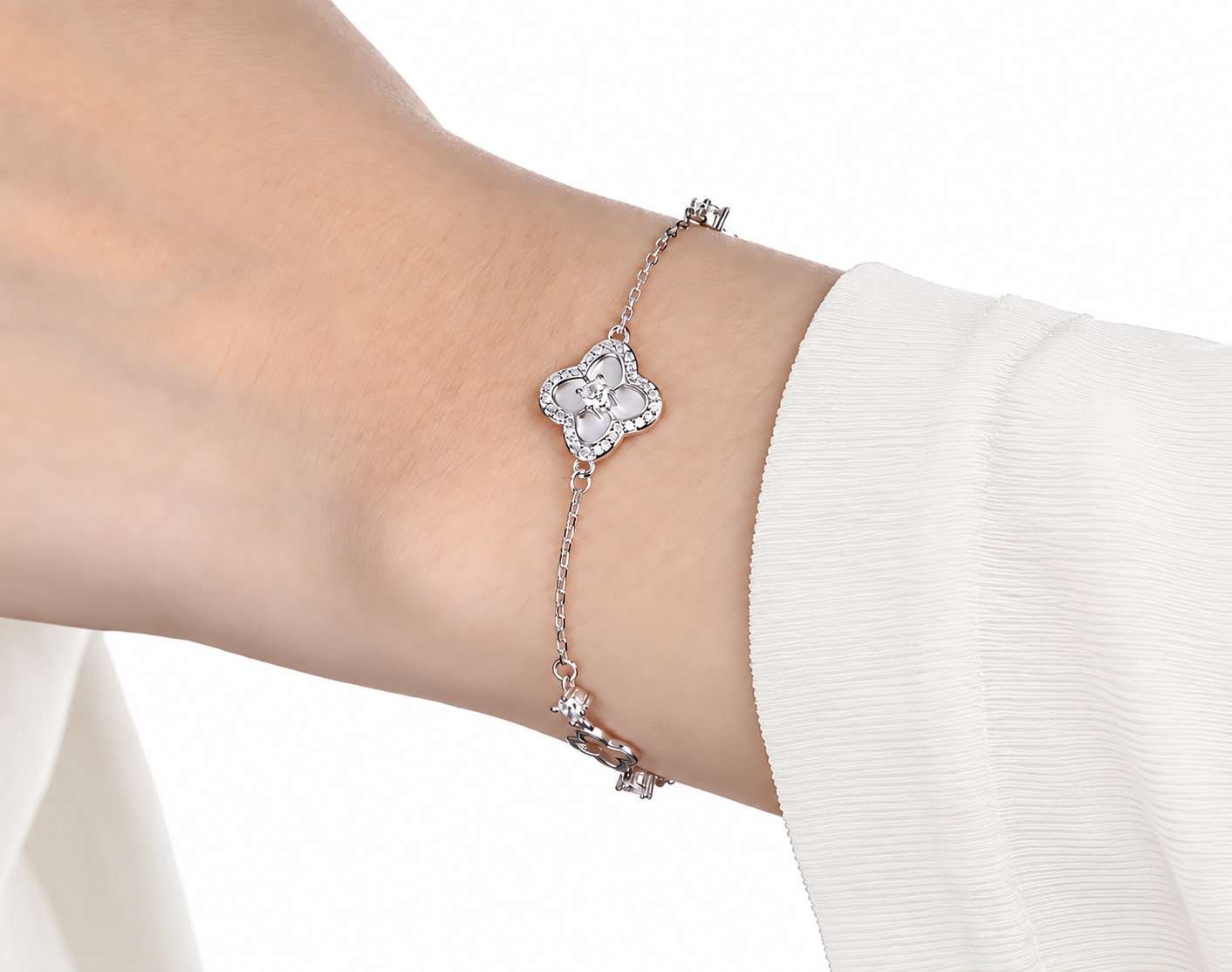 bracelet 2.png