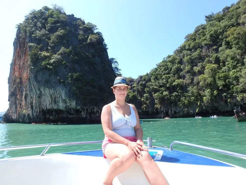 panak-island-cave-phang-nga-bay.jpg