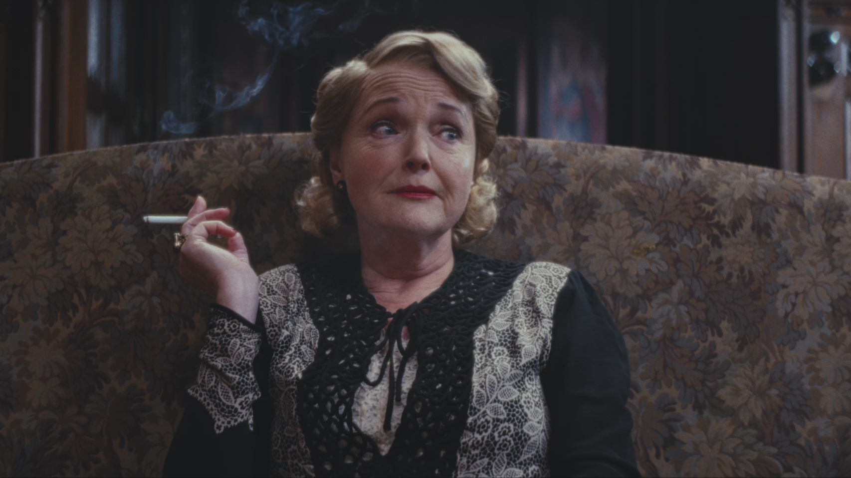  
     
        BOOKISH
       
        Series 2 Episode 6 Clip
     
 