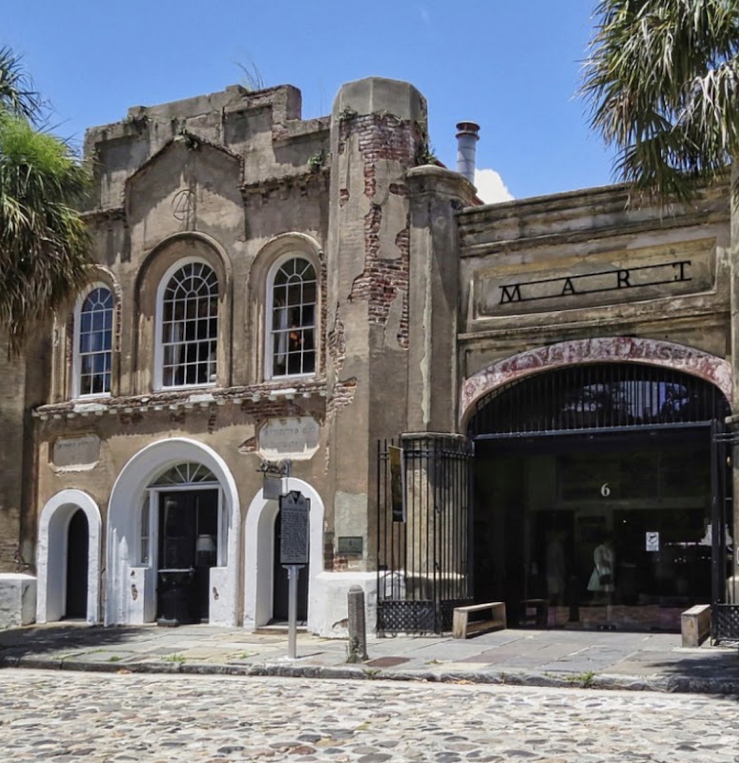The Old Slave Mart Museum on Chalmers Street, Charleston