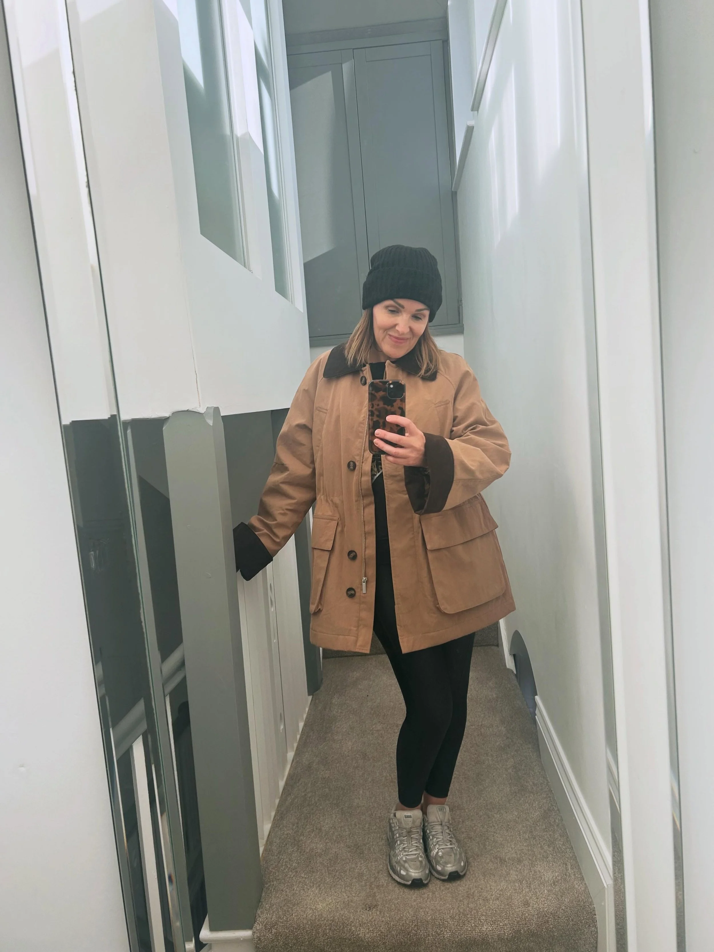Just a little public service announcement&hellip;

How bloody nice is this coat? &pound;40 Primark 🥳 
Brown corduroy collar and cuffs. Really nice quality, looks and feels more expensive. Might just start saying it&rsquo;s from Hush 🤫

Run, don&rsq
