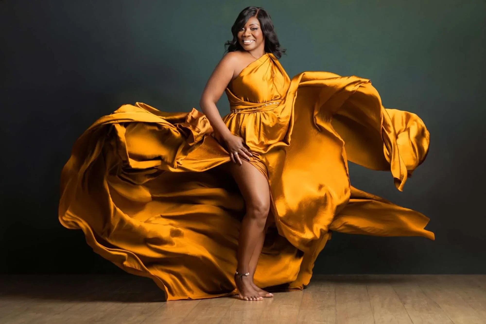 Gold-Flying-Dress-Photoshoot-UK-Female-Photographer-makeovers-scaled.webp