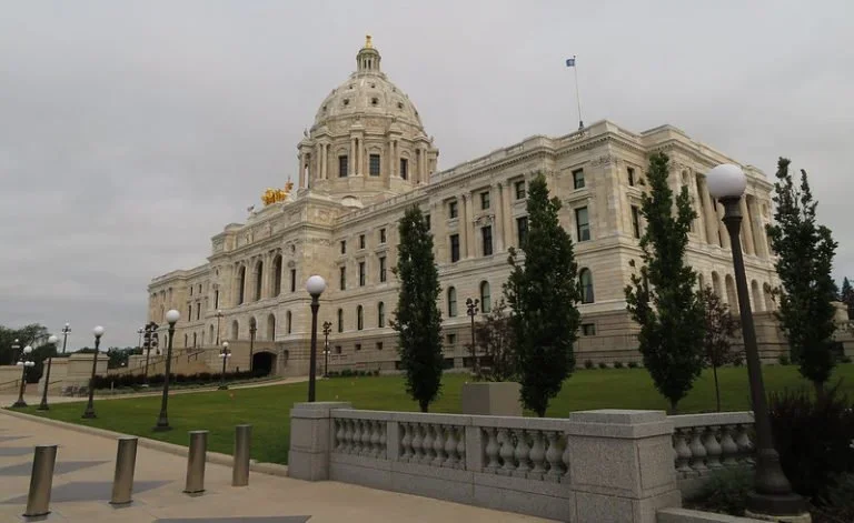 Minnesota – A Model for Building Strong Political Relationships