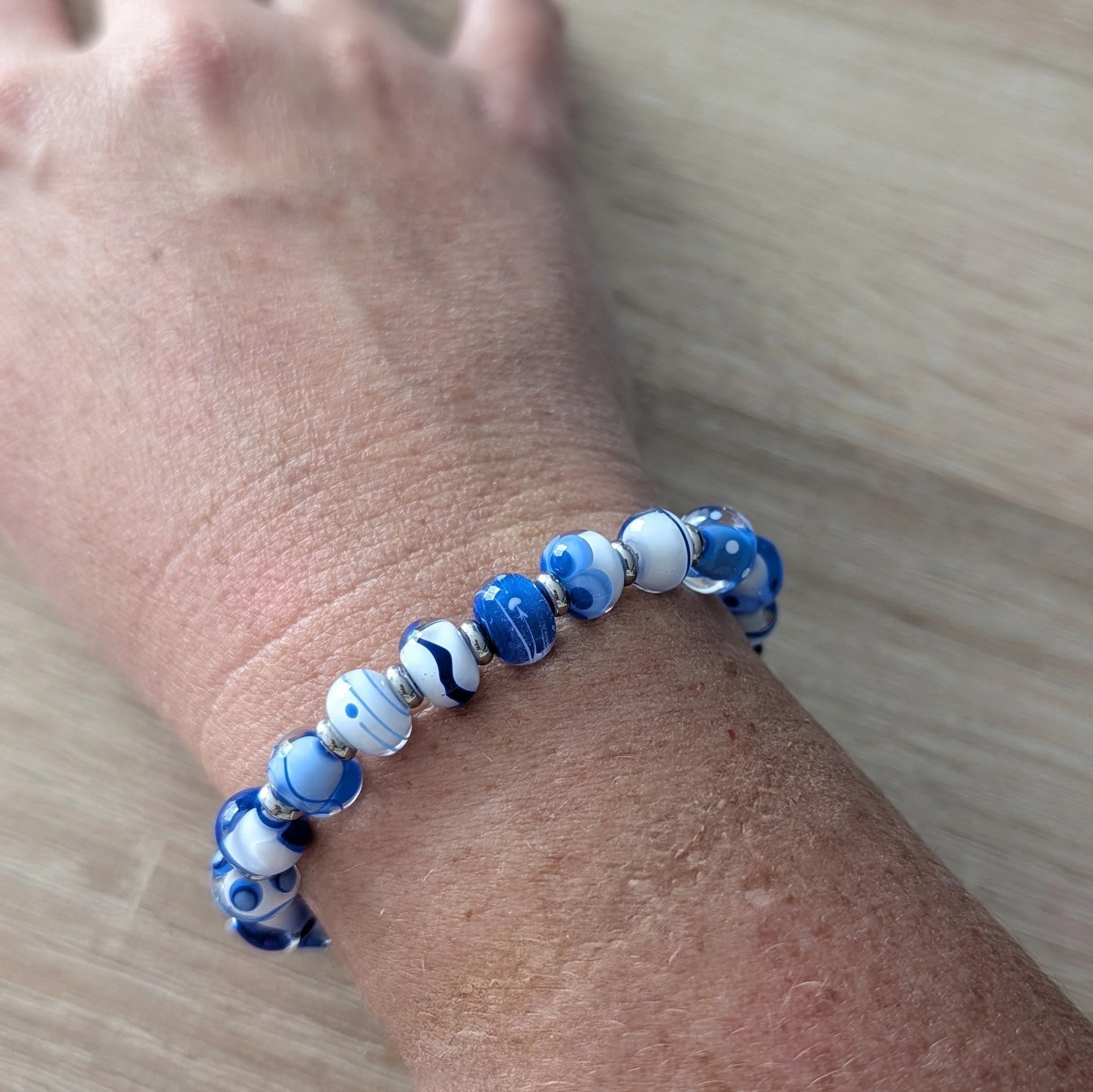 bracelet-bleu-perles-uniques (4).jpg