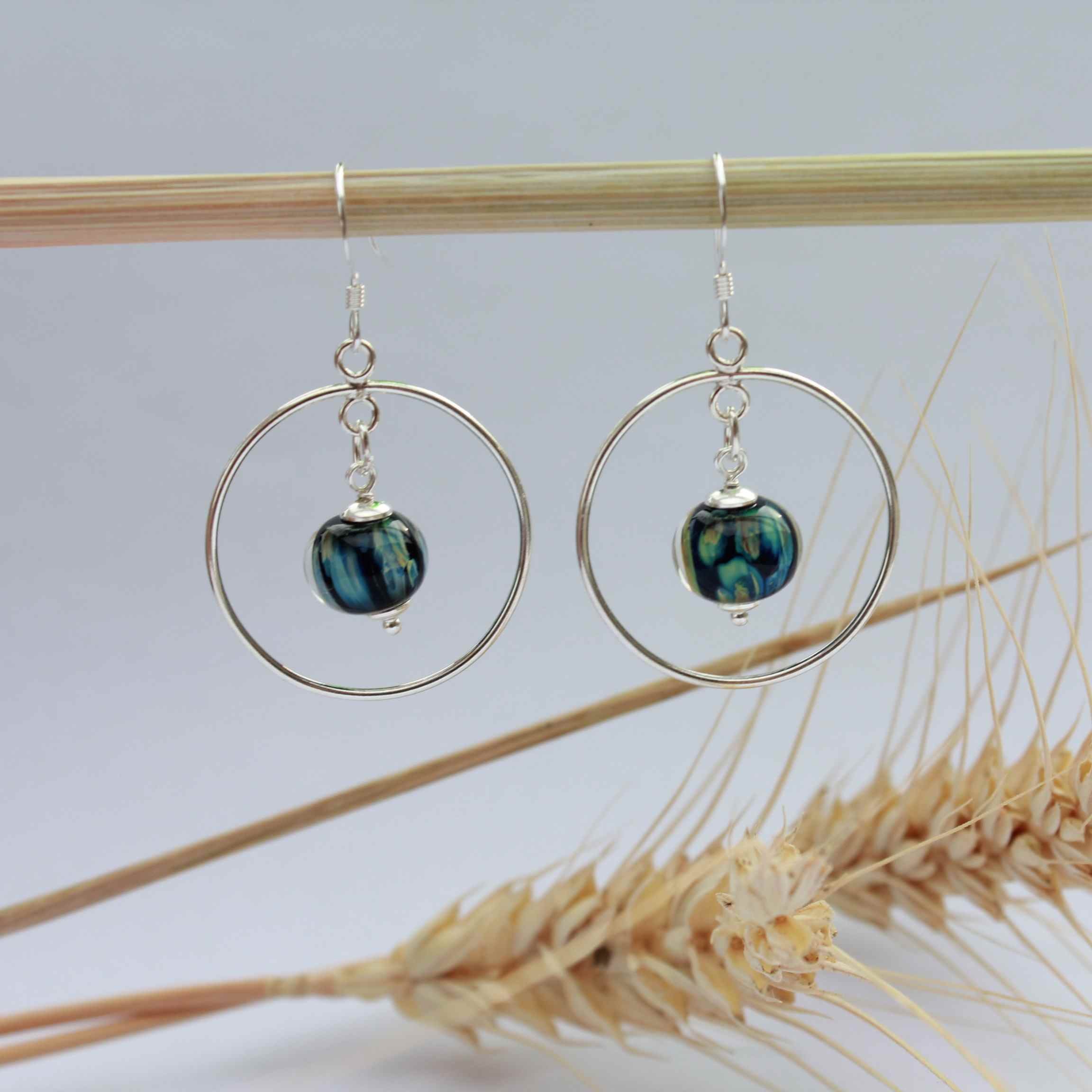 creoles-perles-verre-kalypso 1.jpg