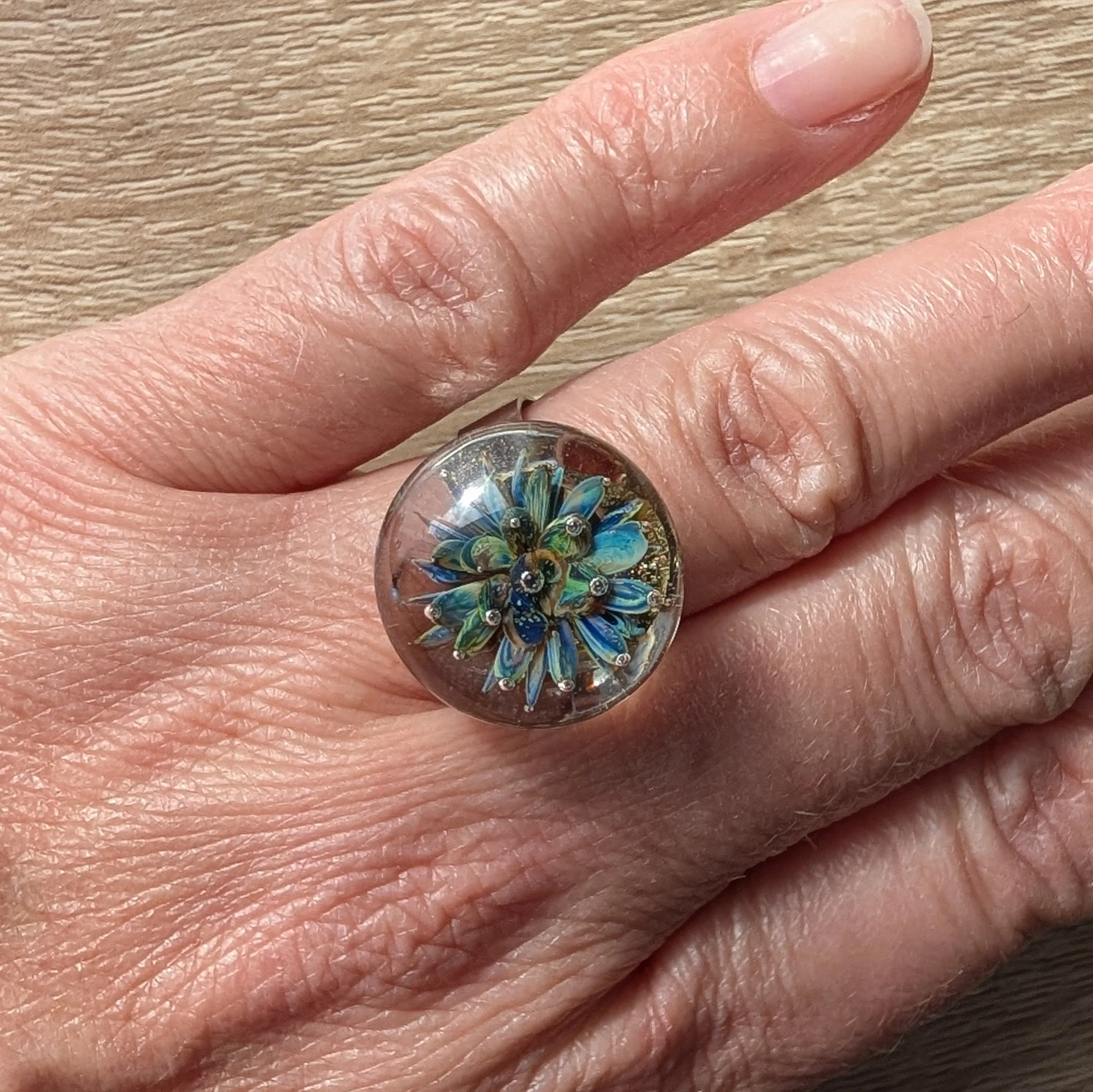 bague implosion bleue fleur (4).jpg