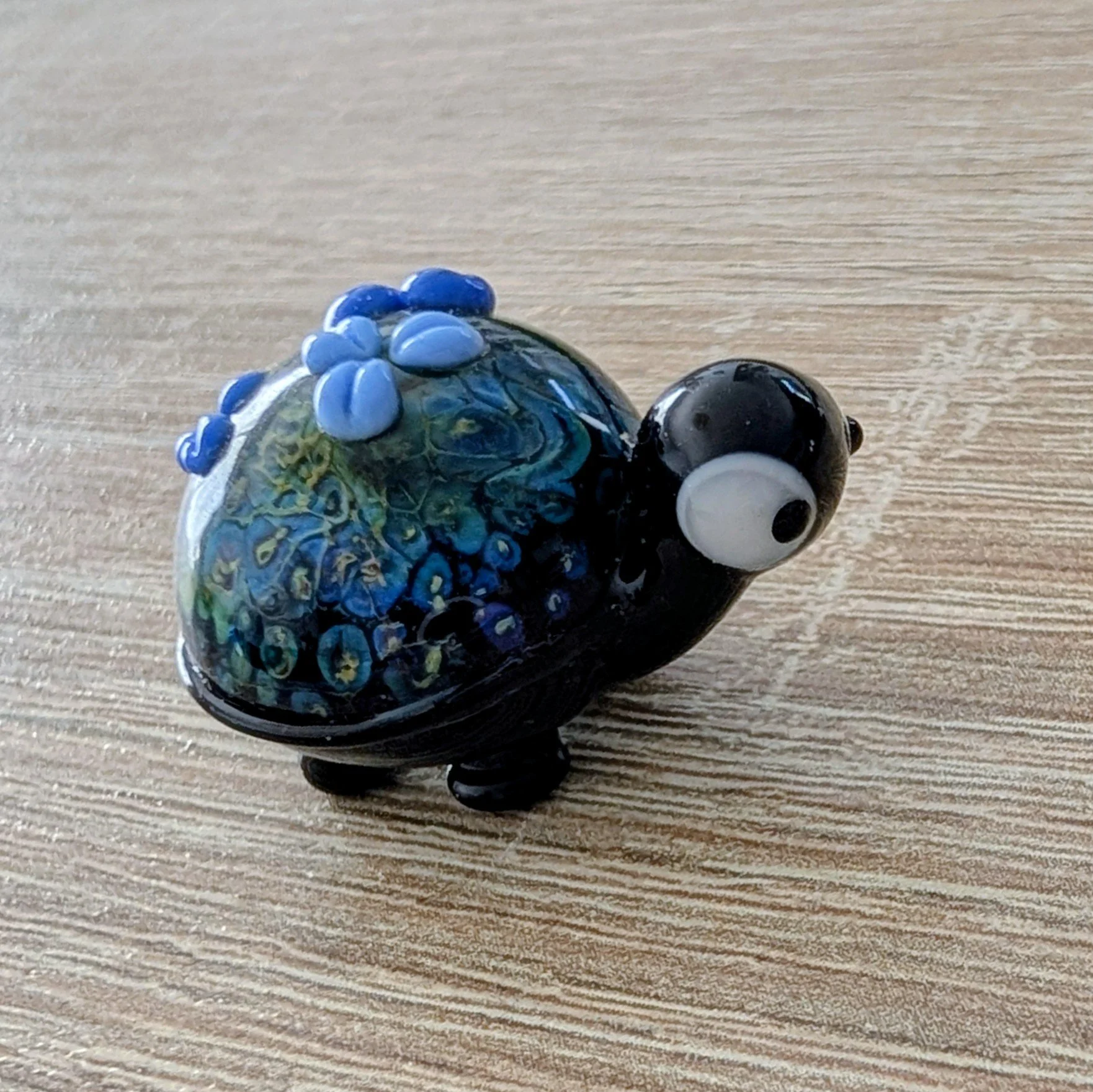 tortue-verre-file-bleu-nuit-figurine (2).jpg