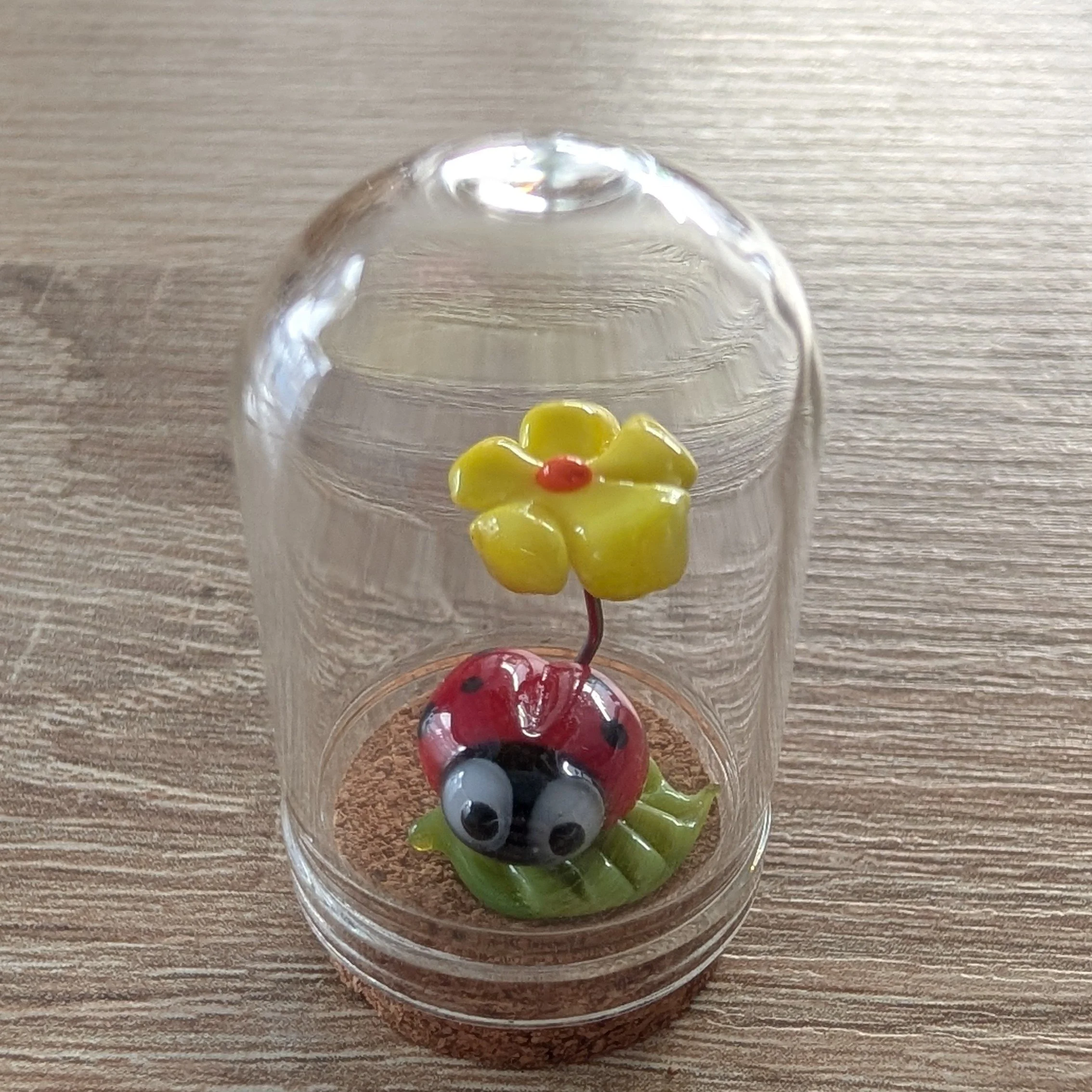 globe-verre-coccinelle-fleur-jaune-verre-file (1).jpg