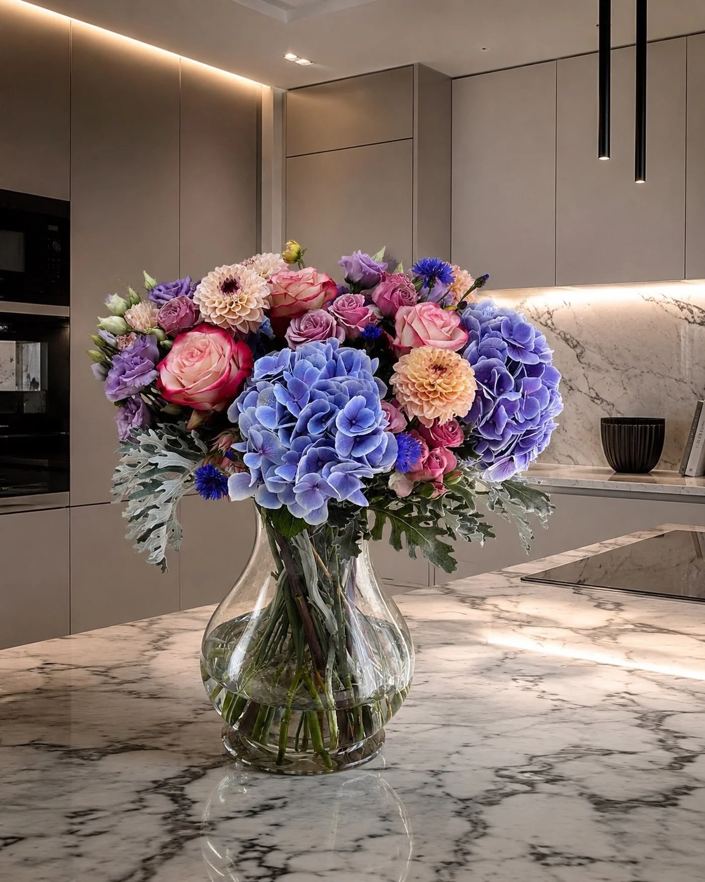B E A U  F L O R A L 

Where every arrangement is designed with intention.

Flowers should never just fill a space ,  they should transform it. 

#beaufloral #fyp #luxuryevents #wedding #londonflorist