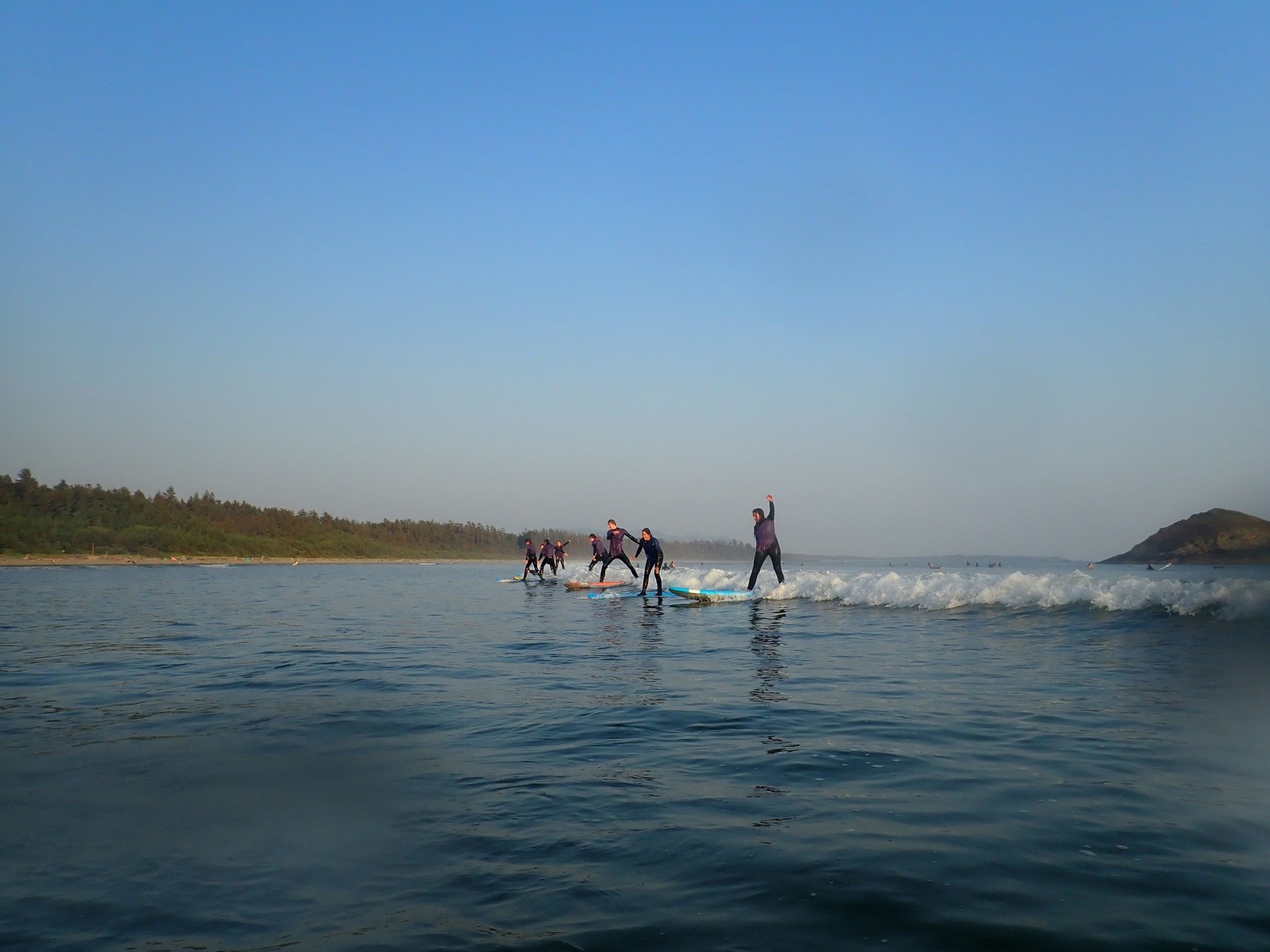 party wave surfing in uclulet