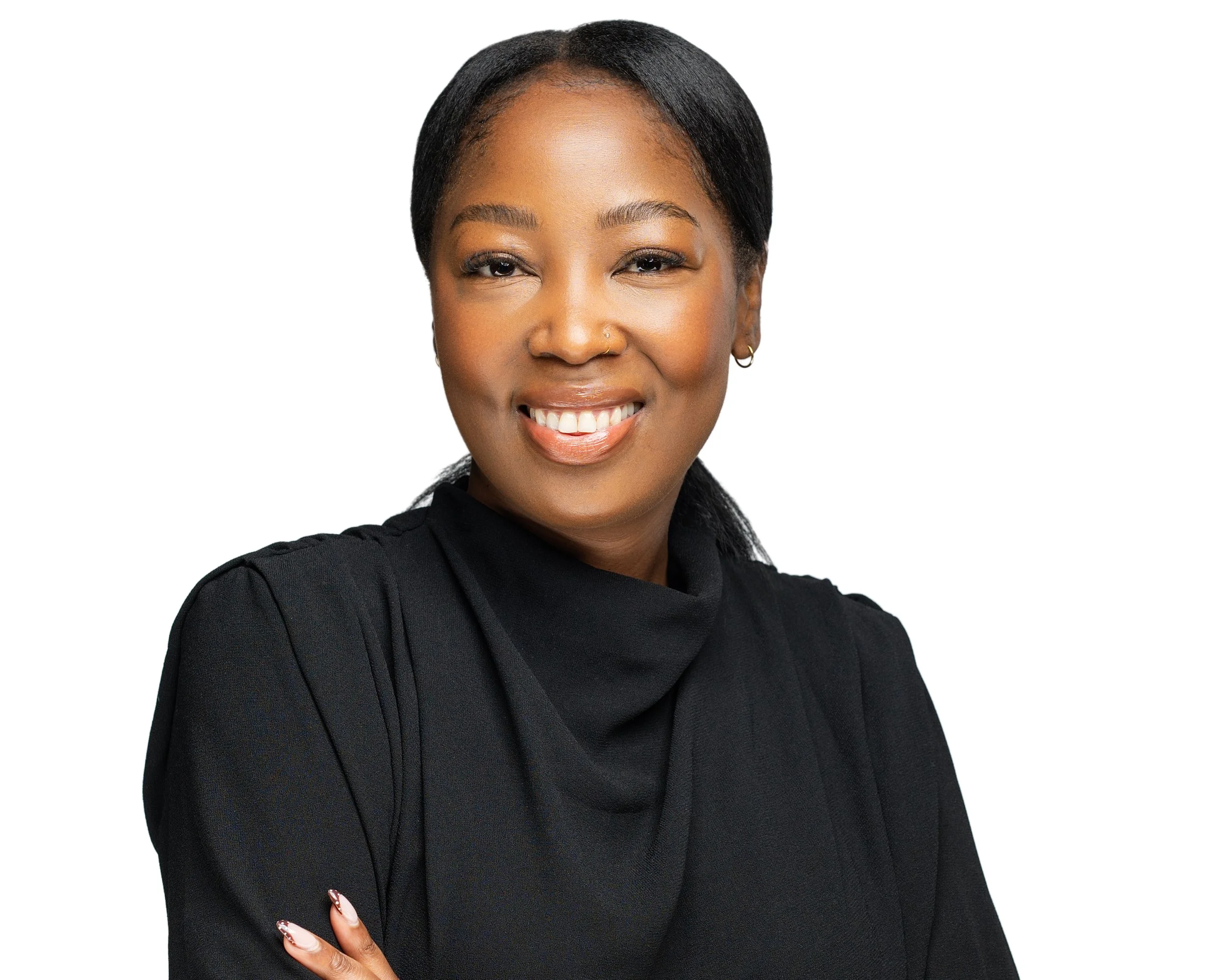 professional CMO getting a sharp new headshots for her business