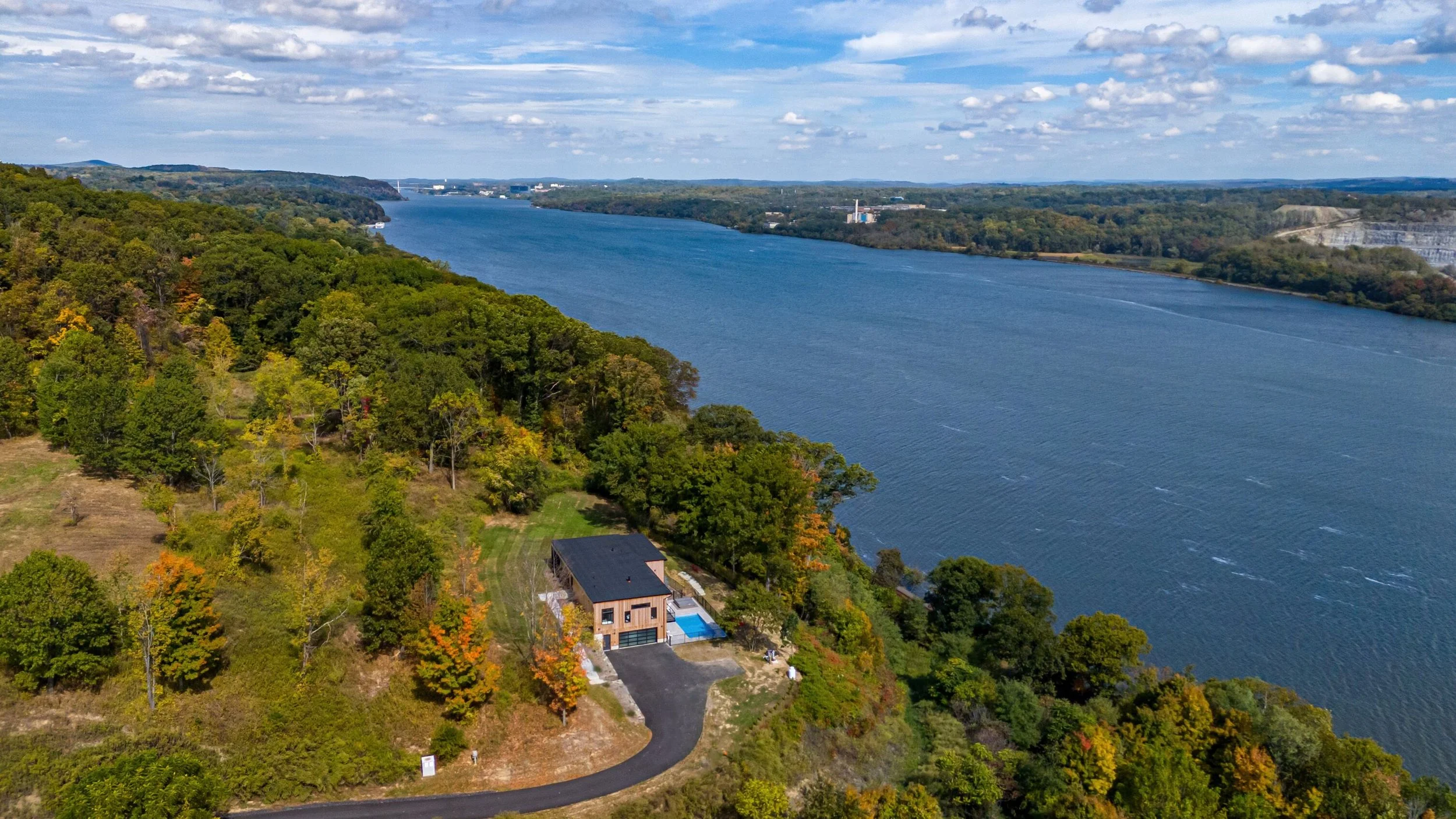 DJI_20251007125633_0763_D-HDR_genErase.jpg