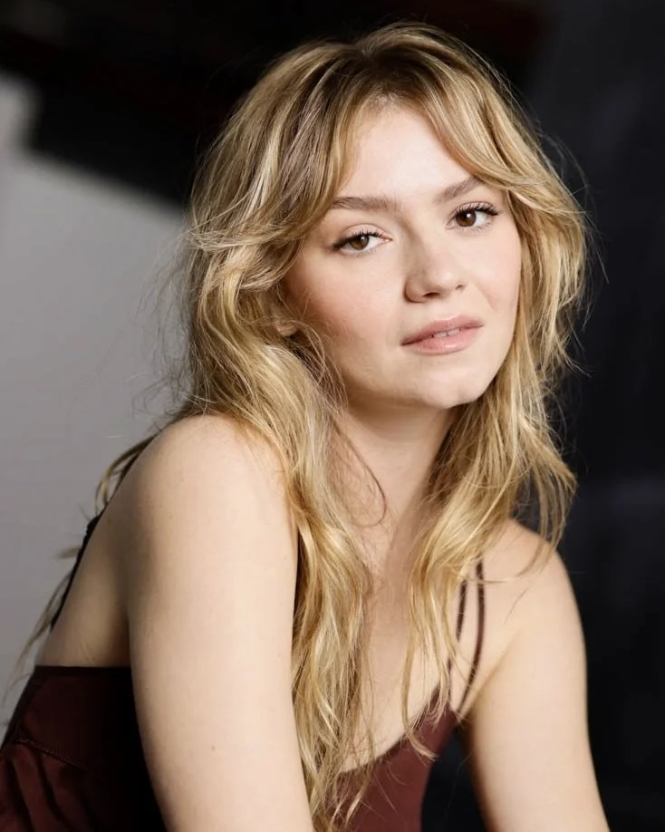 Bella DeLong, who plays Erica