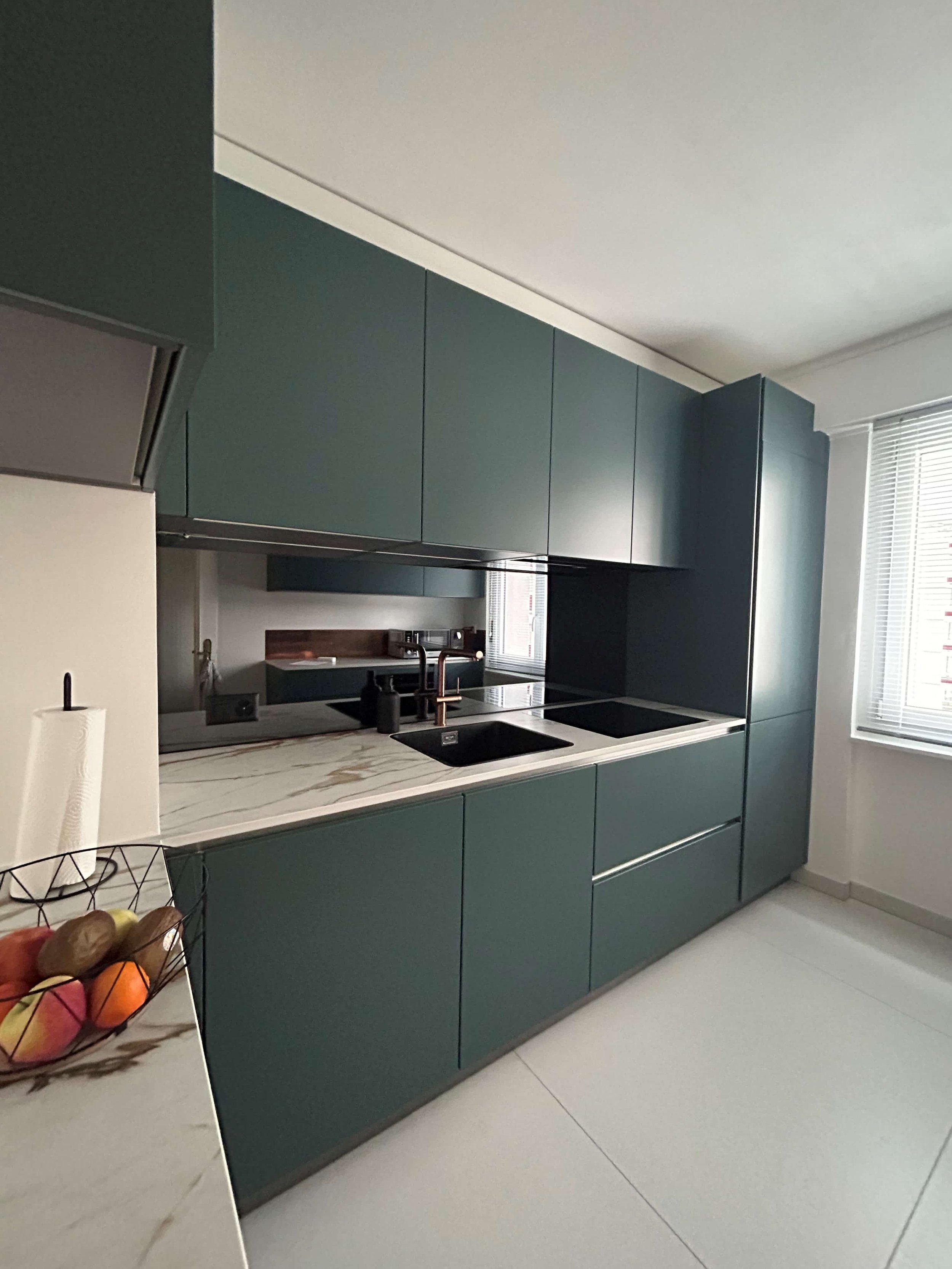 misenscene_credence_miroir_gris-min.jpg