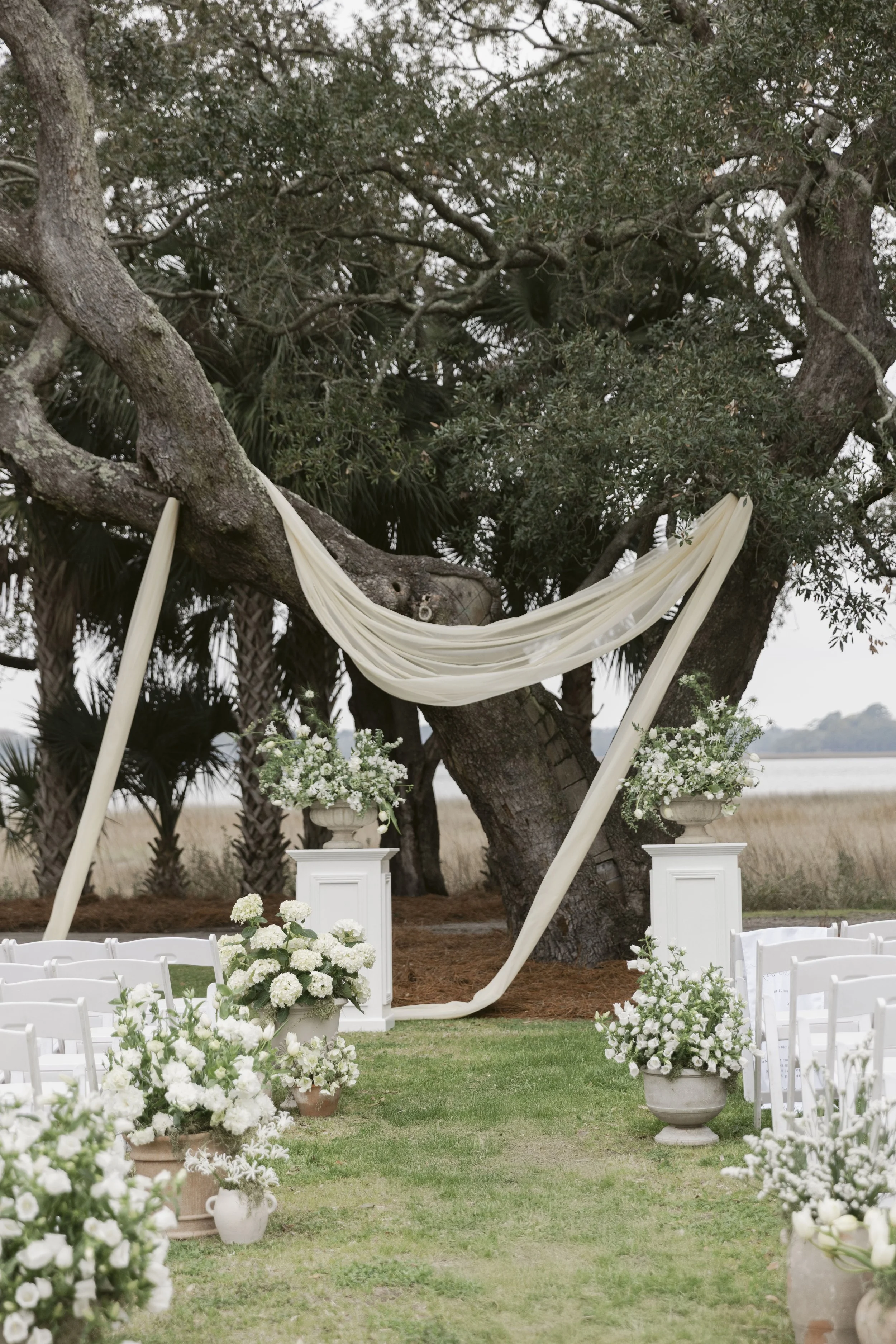 Lowndes-Grove-Charleston-South-Carolina-WeddingPhotography2083.jpg
