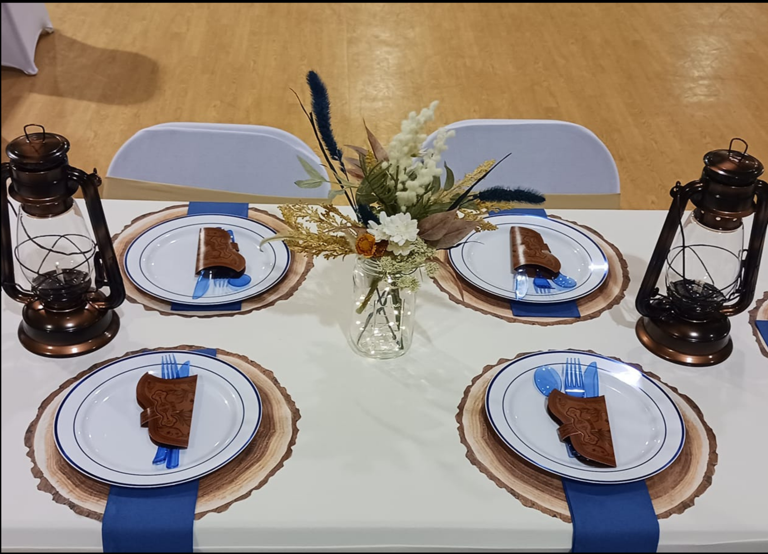 Country themed graduation celebration with rustic accents, fun details, and a cheerful, down-home vibe.