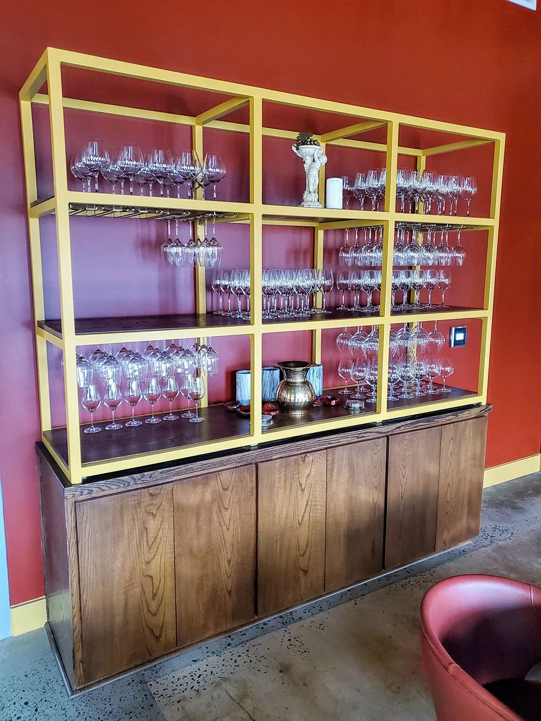 Wine & Beverage Storage / Retail Shelving