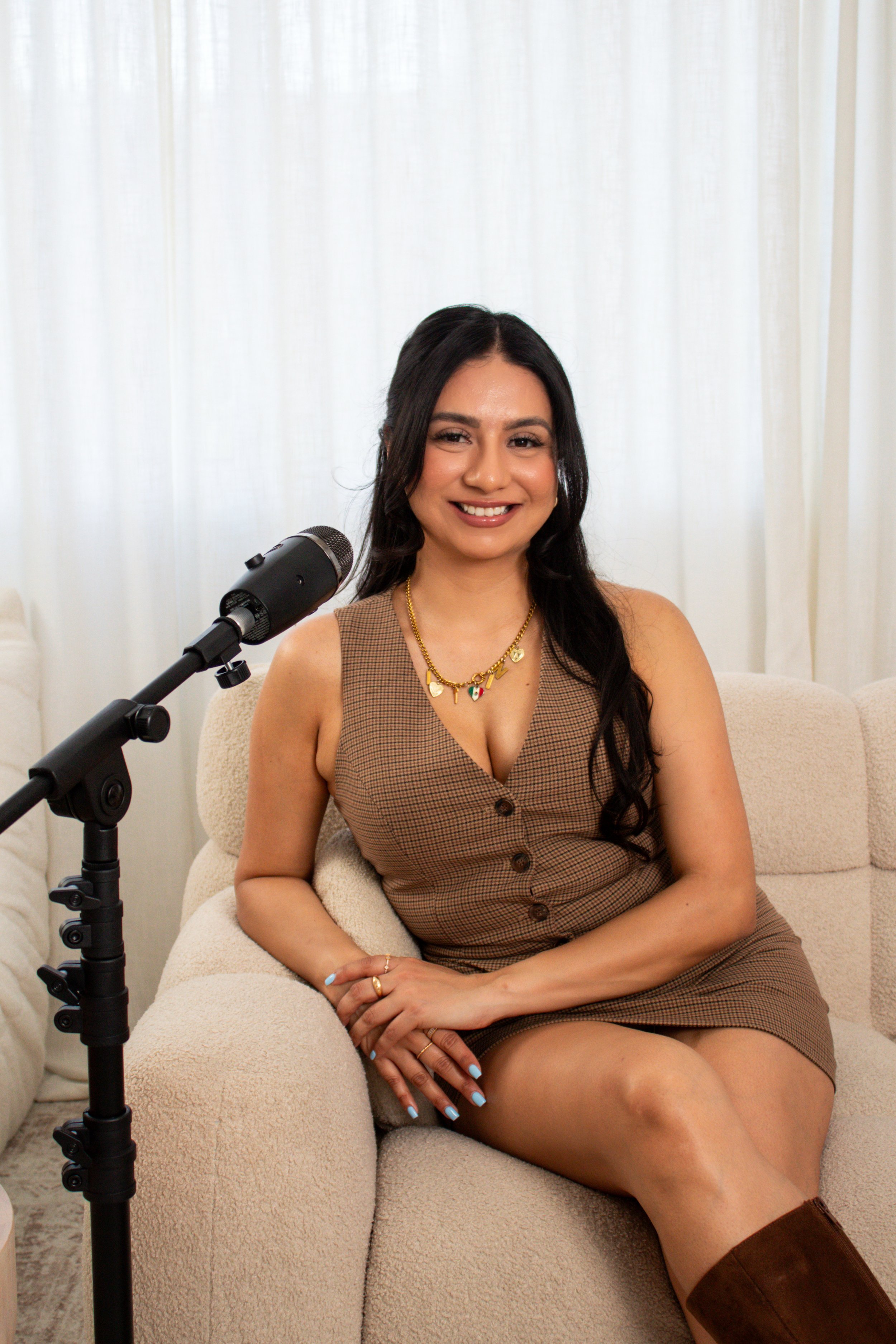 Melina Sevilla, host and founder of Unbreakable Latina and Amiguis Social Club.