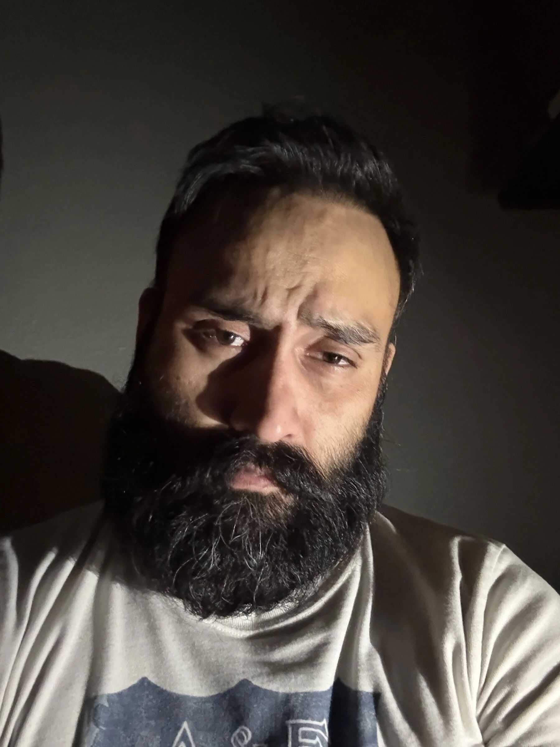 headshot-shadow-dramatic.jpg