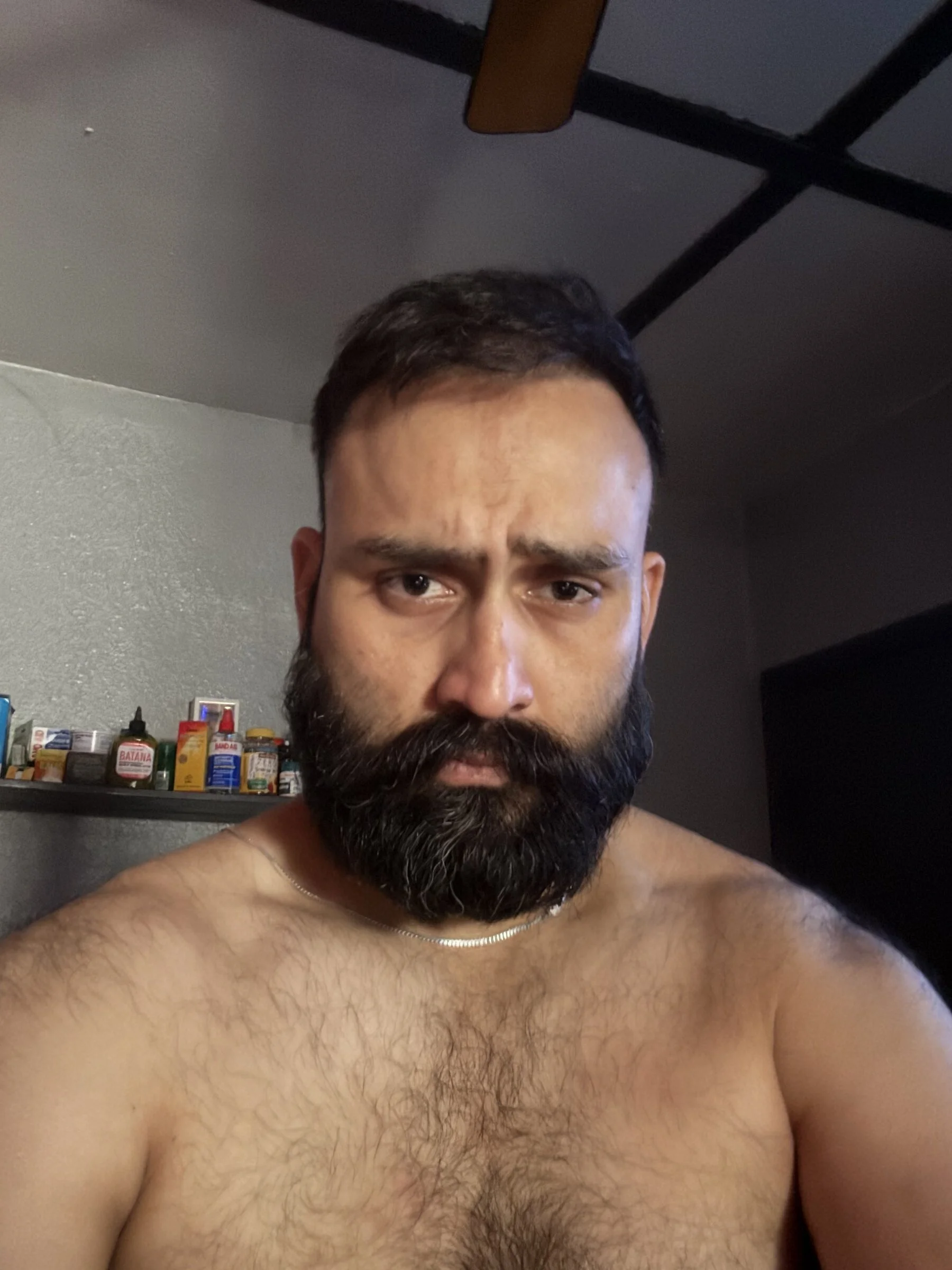 physique-front-portrait.jpg