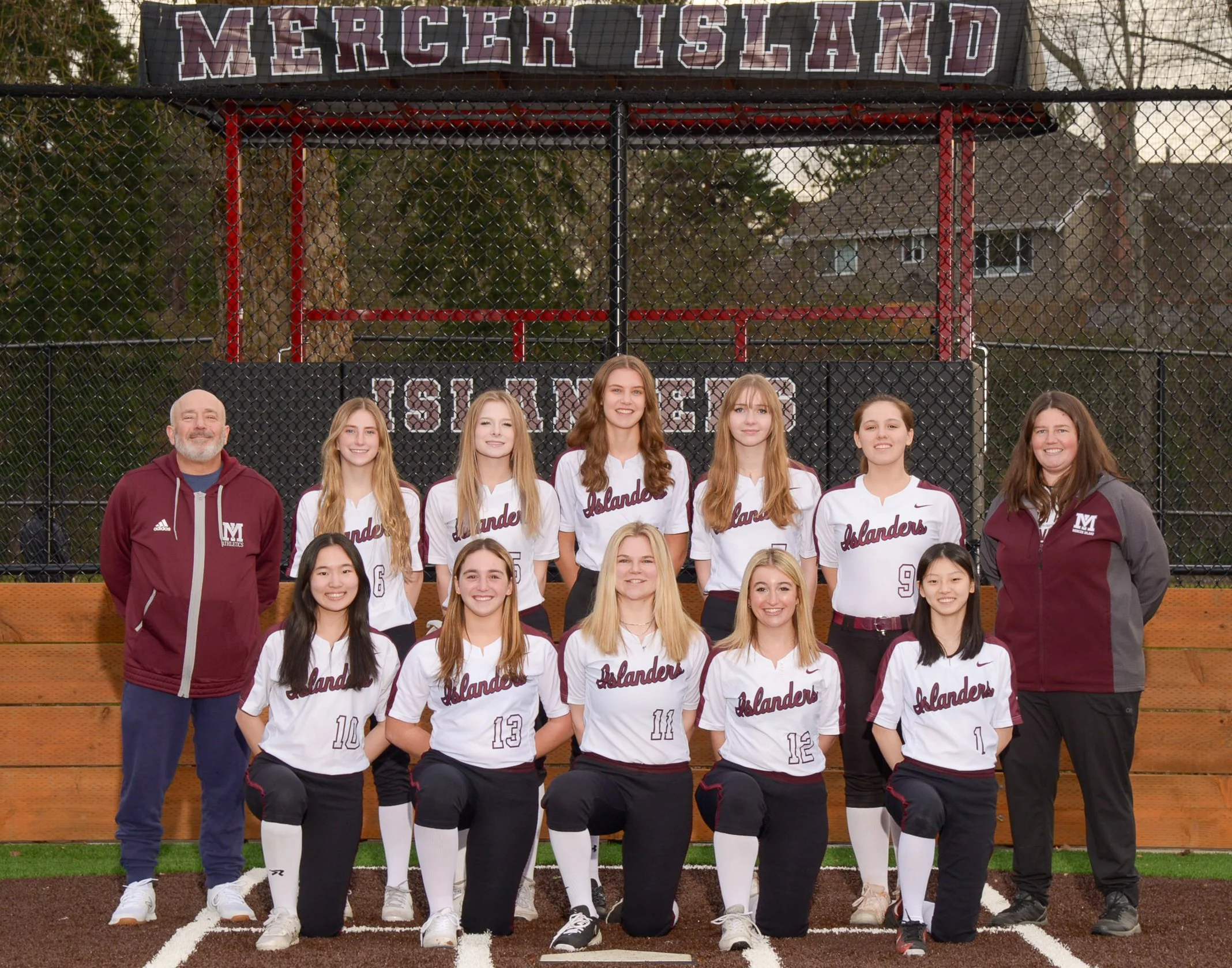 2023 Mercer Island High School varsity softball team