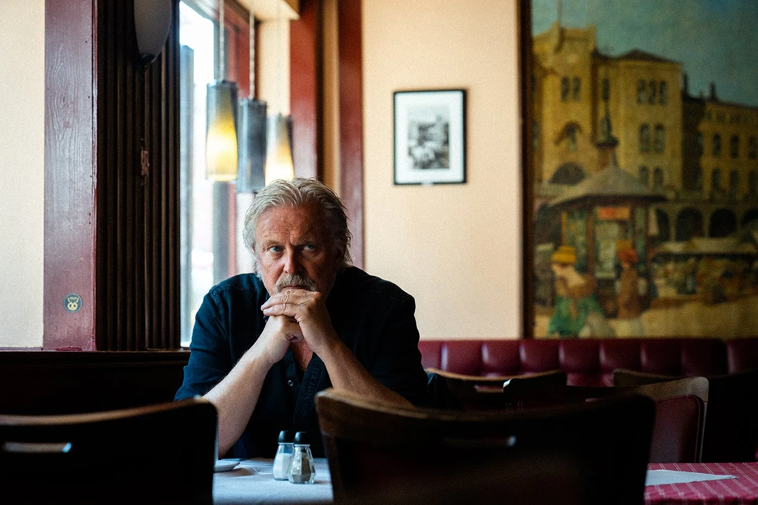 Fabel - Dennis Storhøi som stemmen til Harry Hole