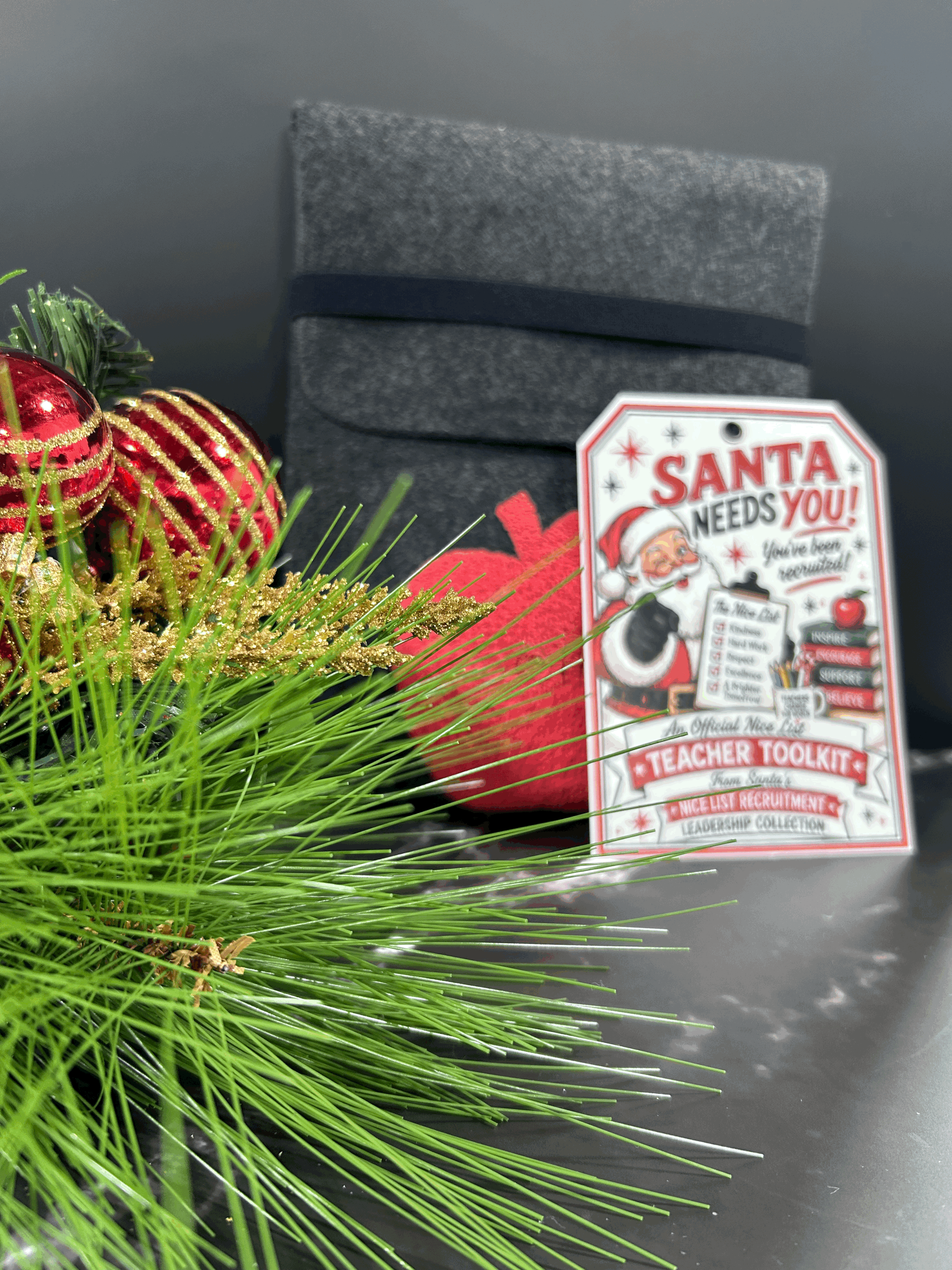 Santa’s 35-Piece Teacher Recognition Toolkit