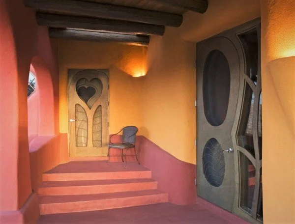 aHobbitHouse-5e1-300x228@2x.jpg