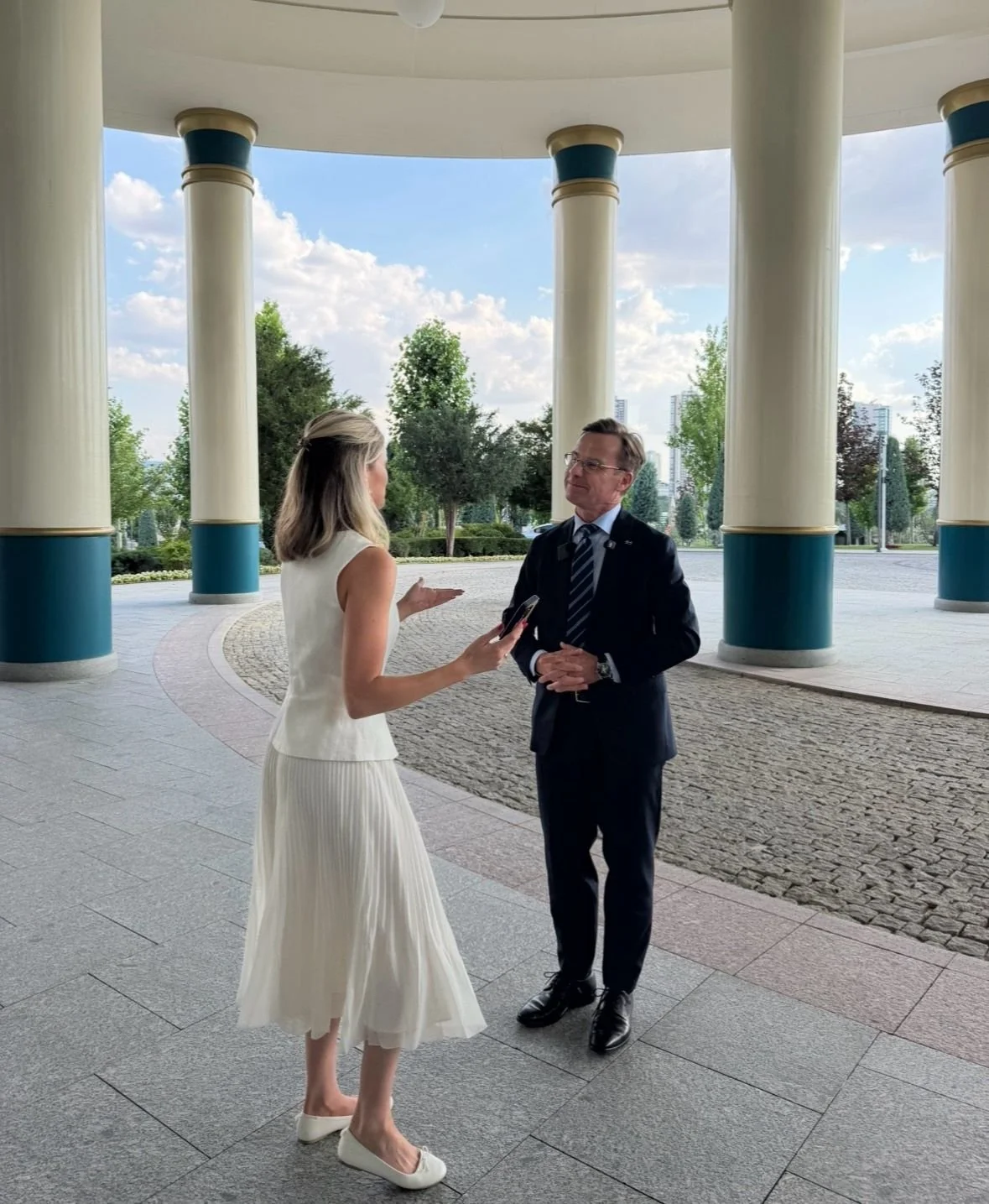 “Hey, the Prime Minsiter of Sweden is on the way to meet you.”